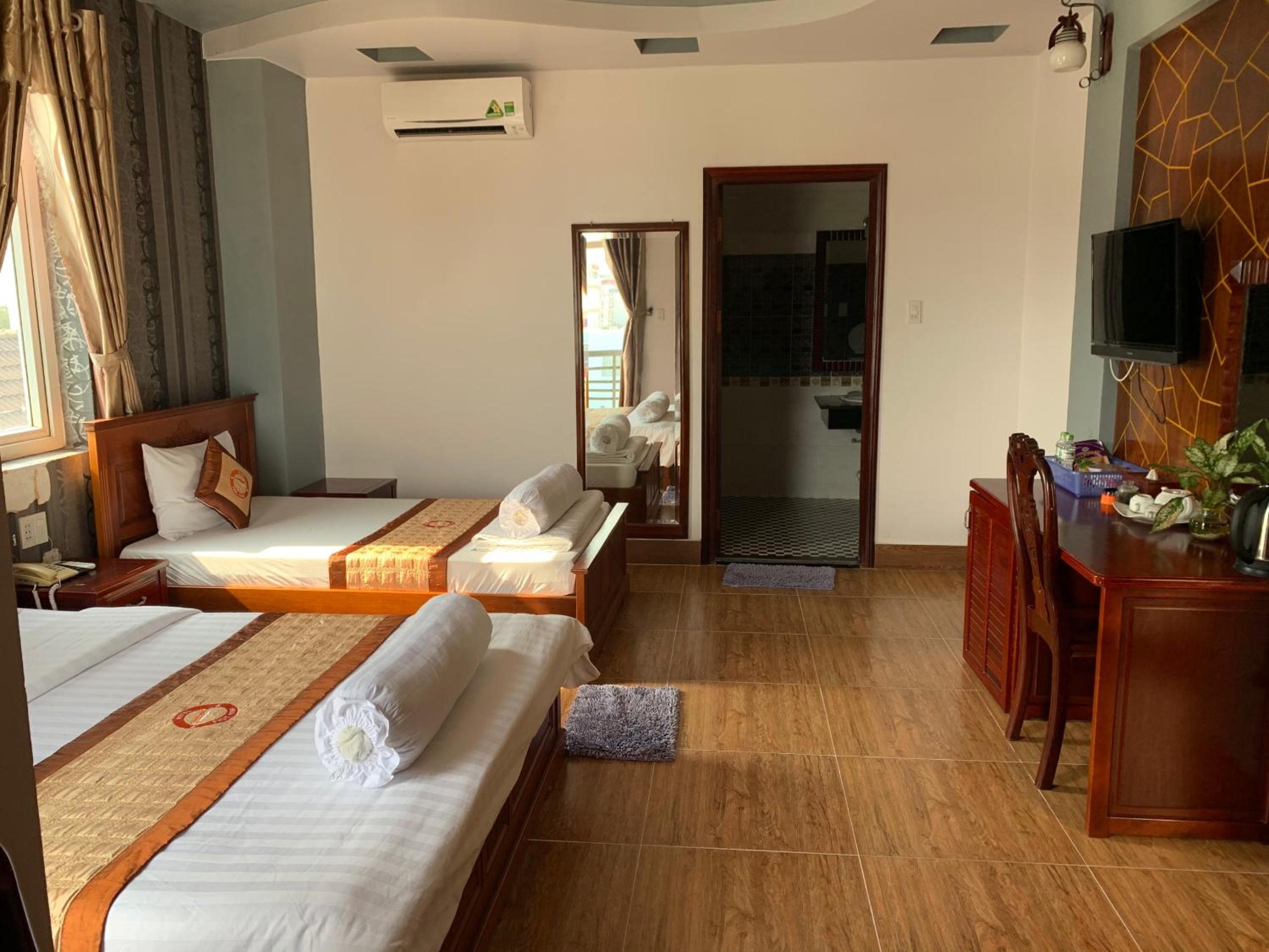 Standard Triple Room - Photo 1