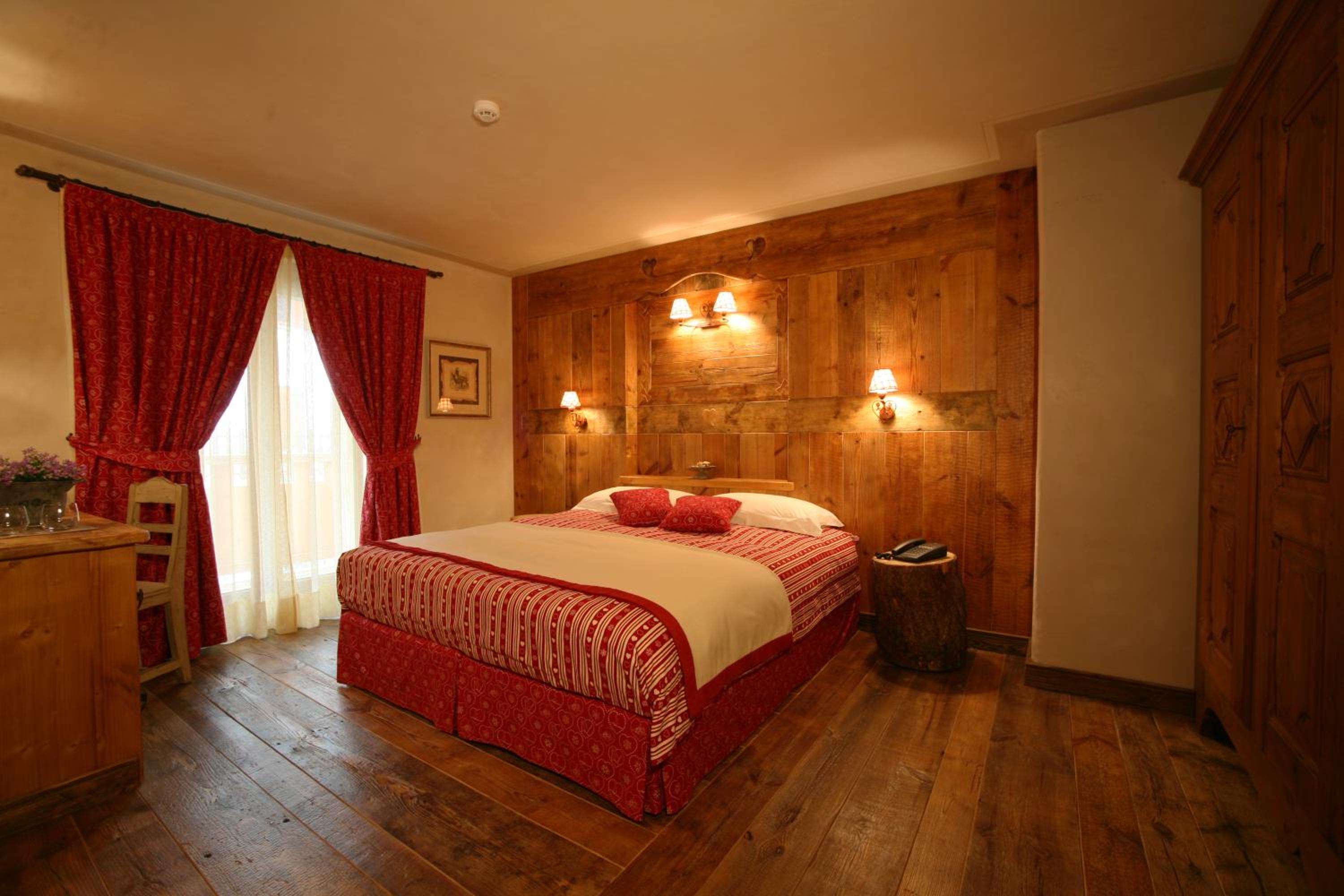 Double or Twin Room with Balcony photo 1