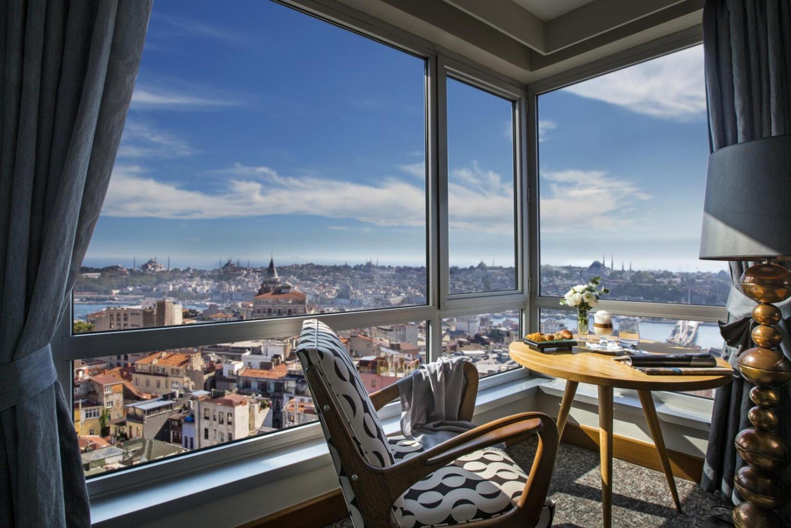 Suite with Bosphorus View photo 3