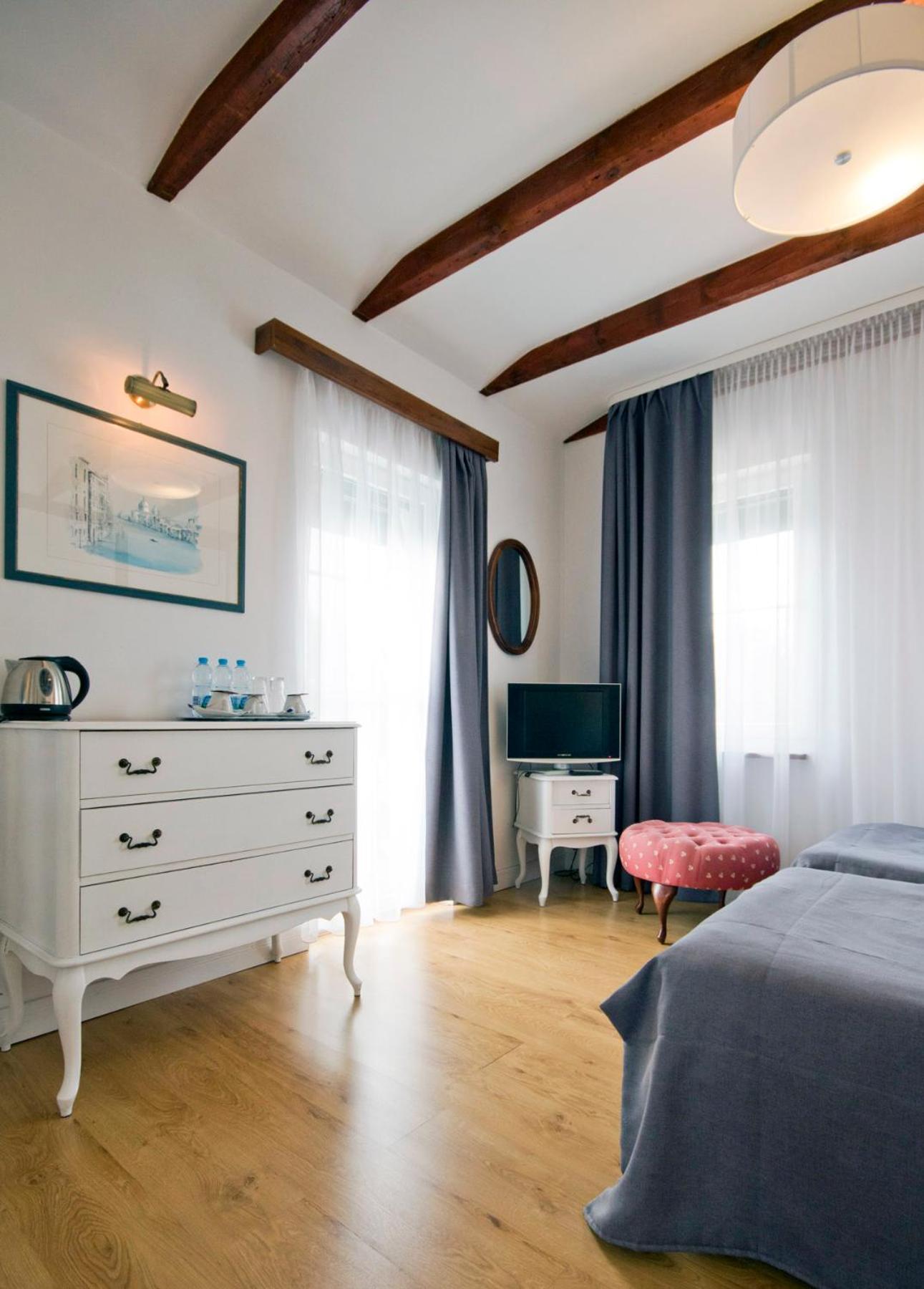 Junior Suite with Balcony