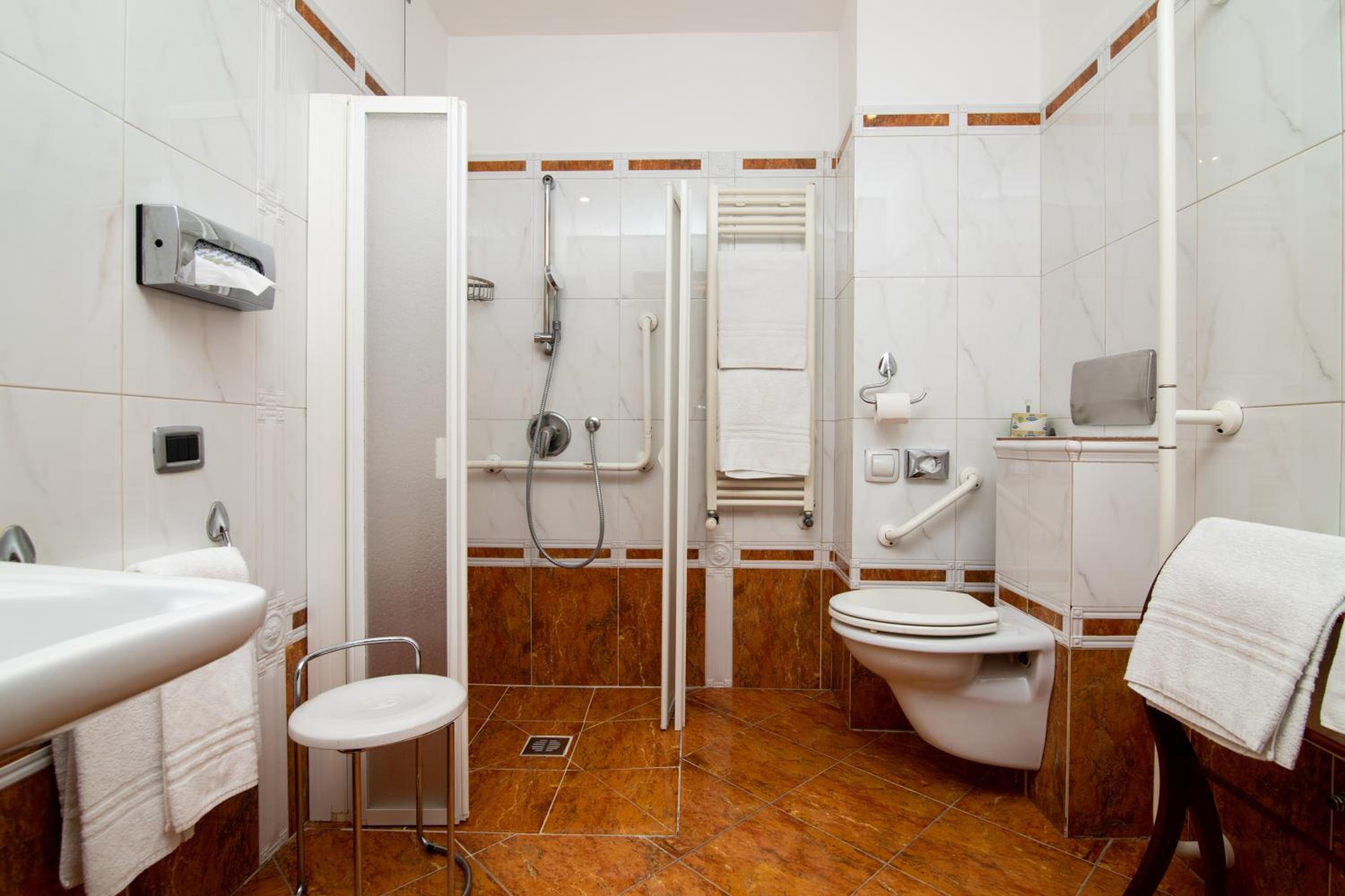 Triple Room - Photo 3