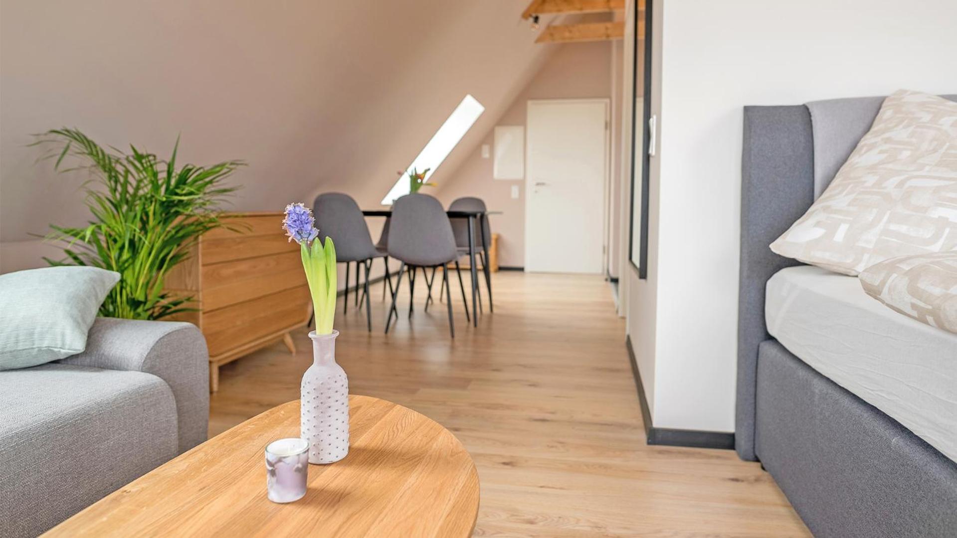 Studio-Apartment 3 mit Balkon