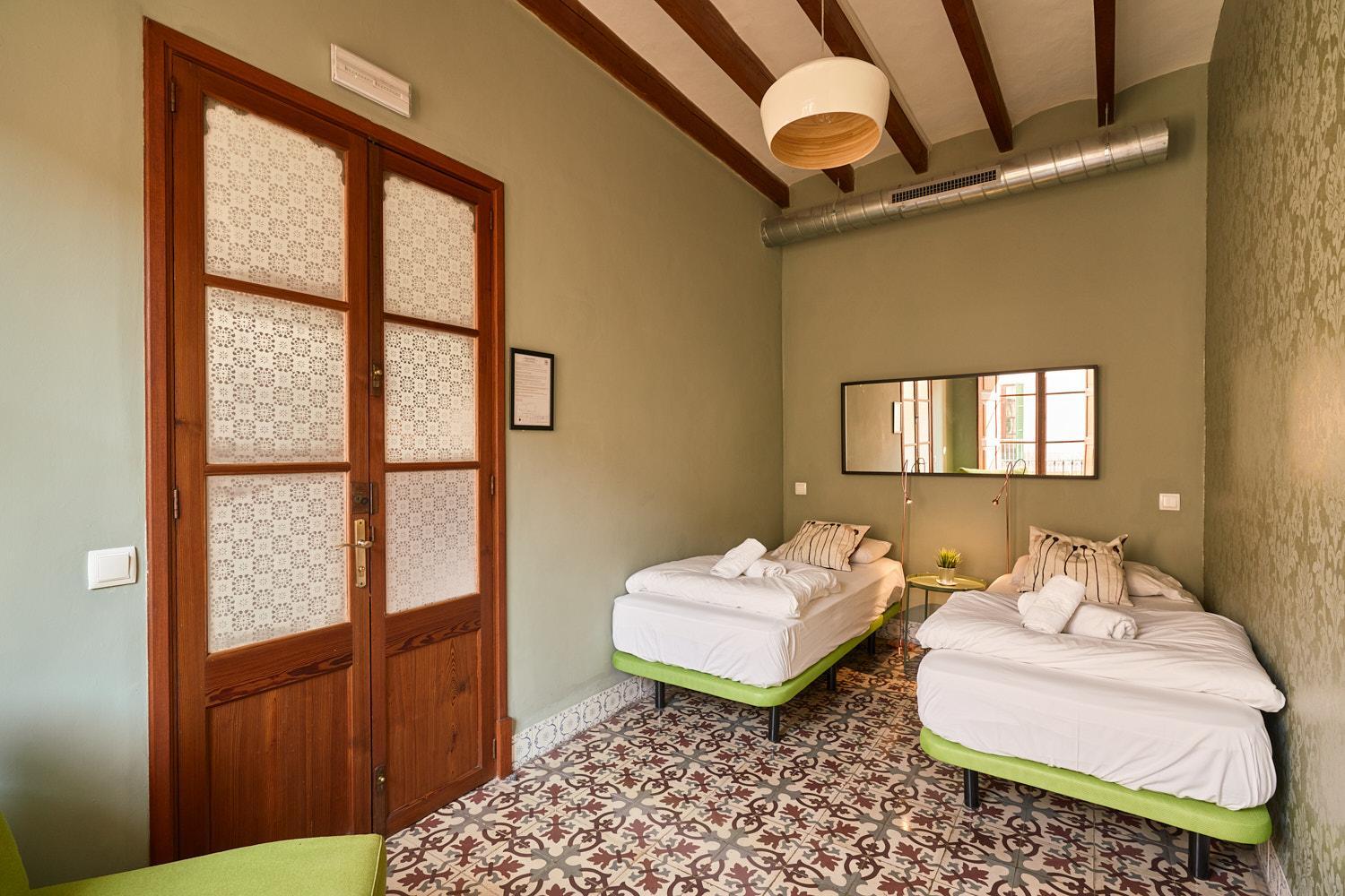Habitación doble con baño compartido