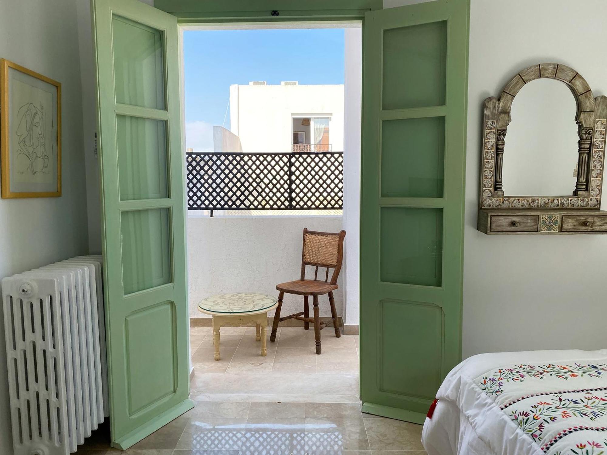 Deluxe Double Room with Balcony photo 2
