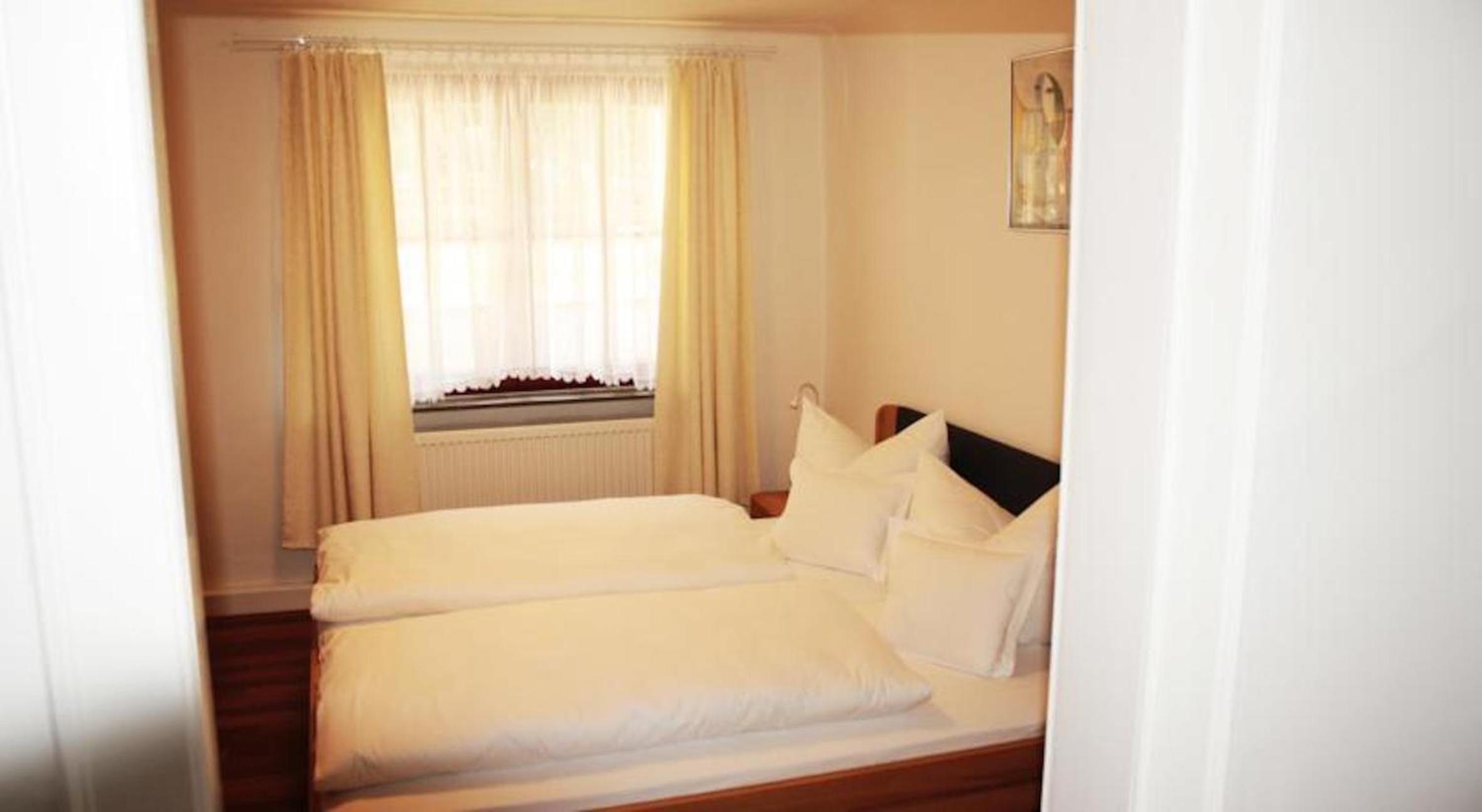 Deluxe One-Bedroom Apartment with Garden View