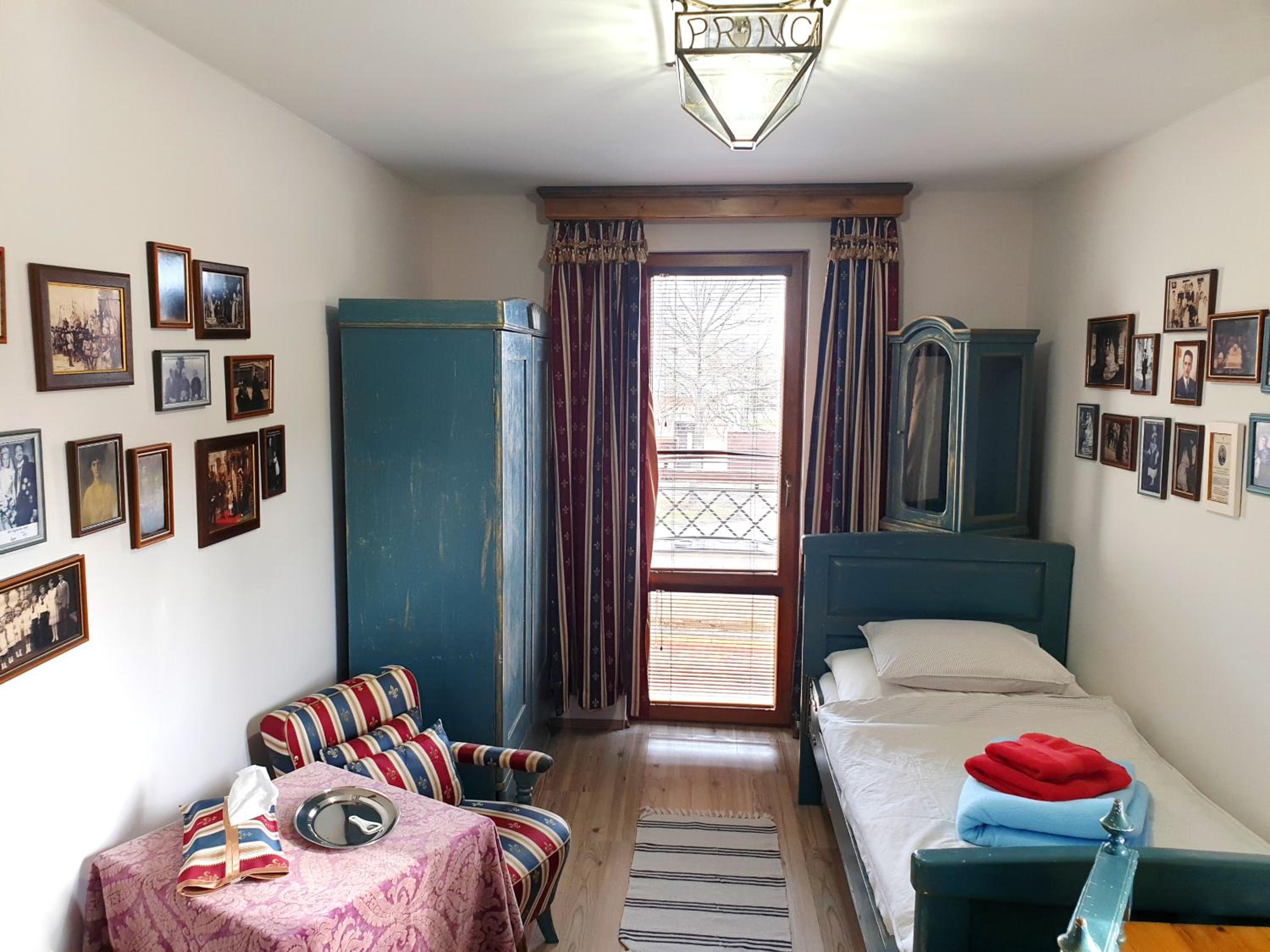 Single Room with Balcony photo 1