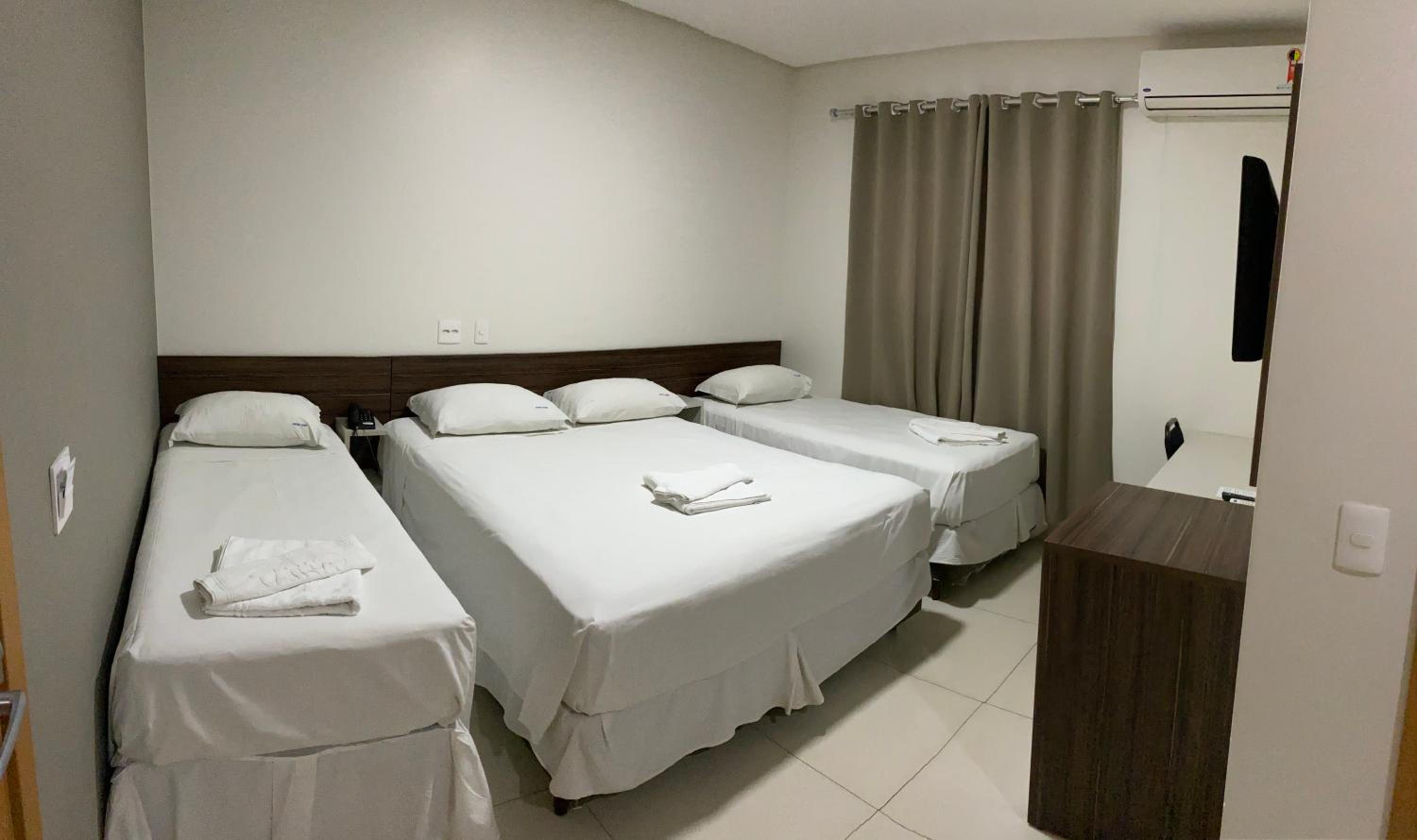 Luxury Triple Room photo 3