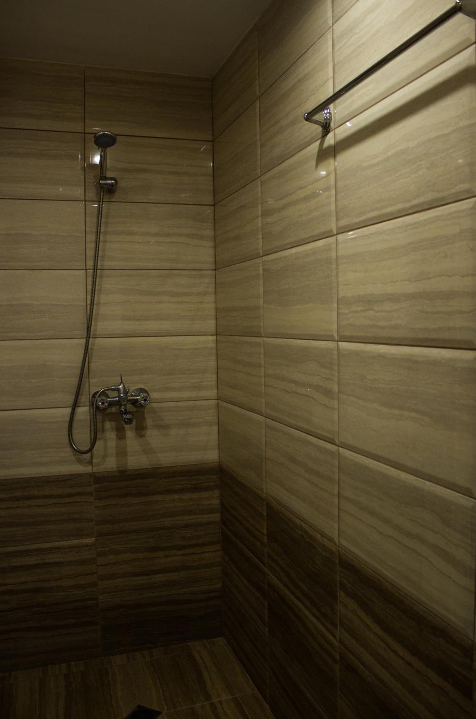 Junior Suite (3 Adults) - Photo 6