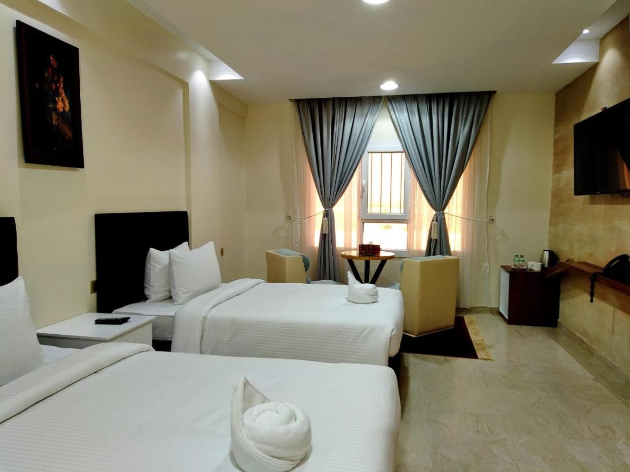 Superior Twin Room - Photo 5
