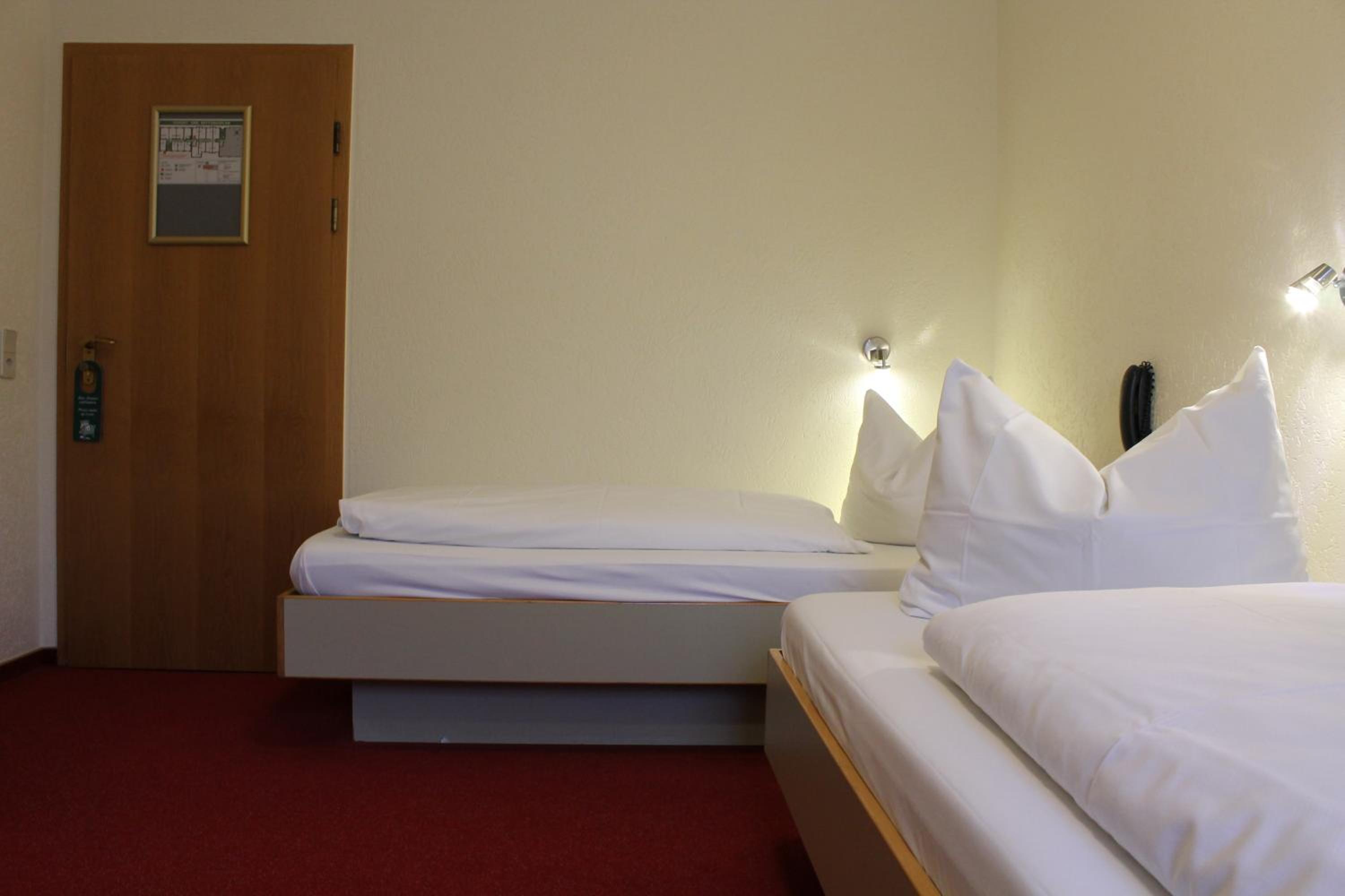 Twin Room photo 2