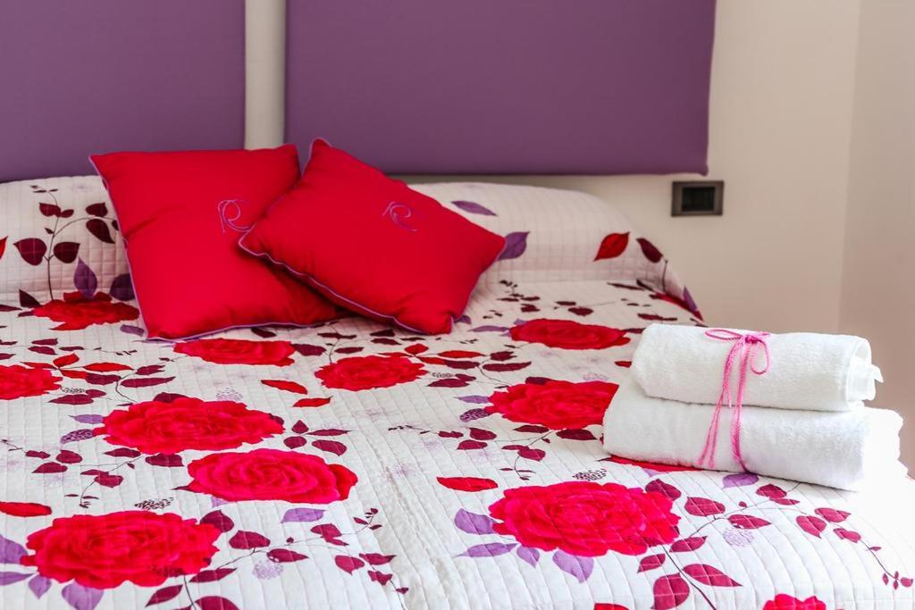Double or Twin Room - Photo 8