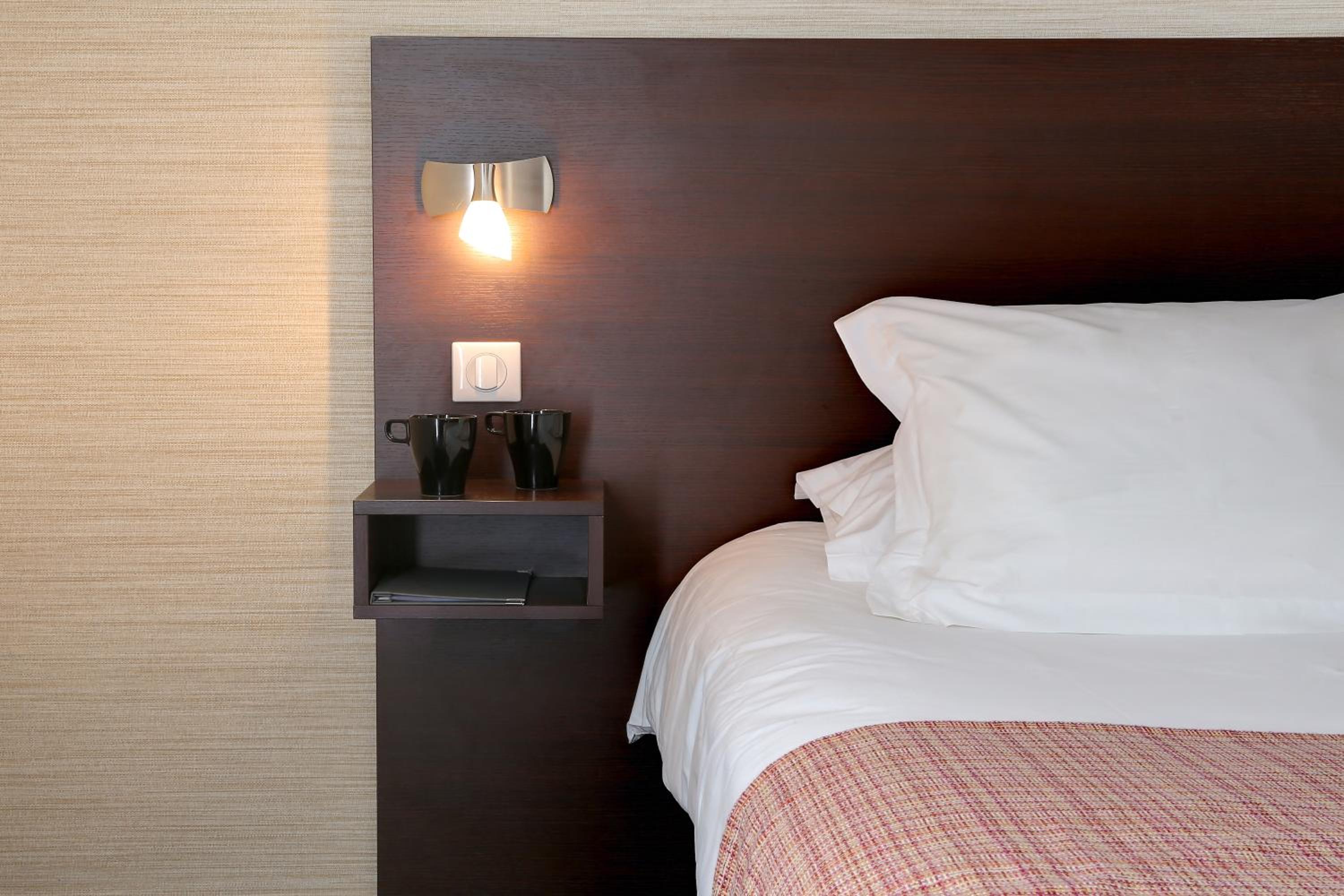 Standard Double Room - Photo 5