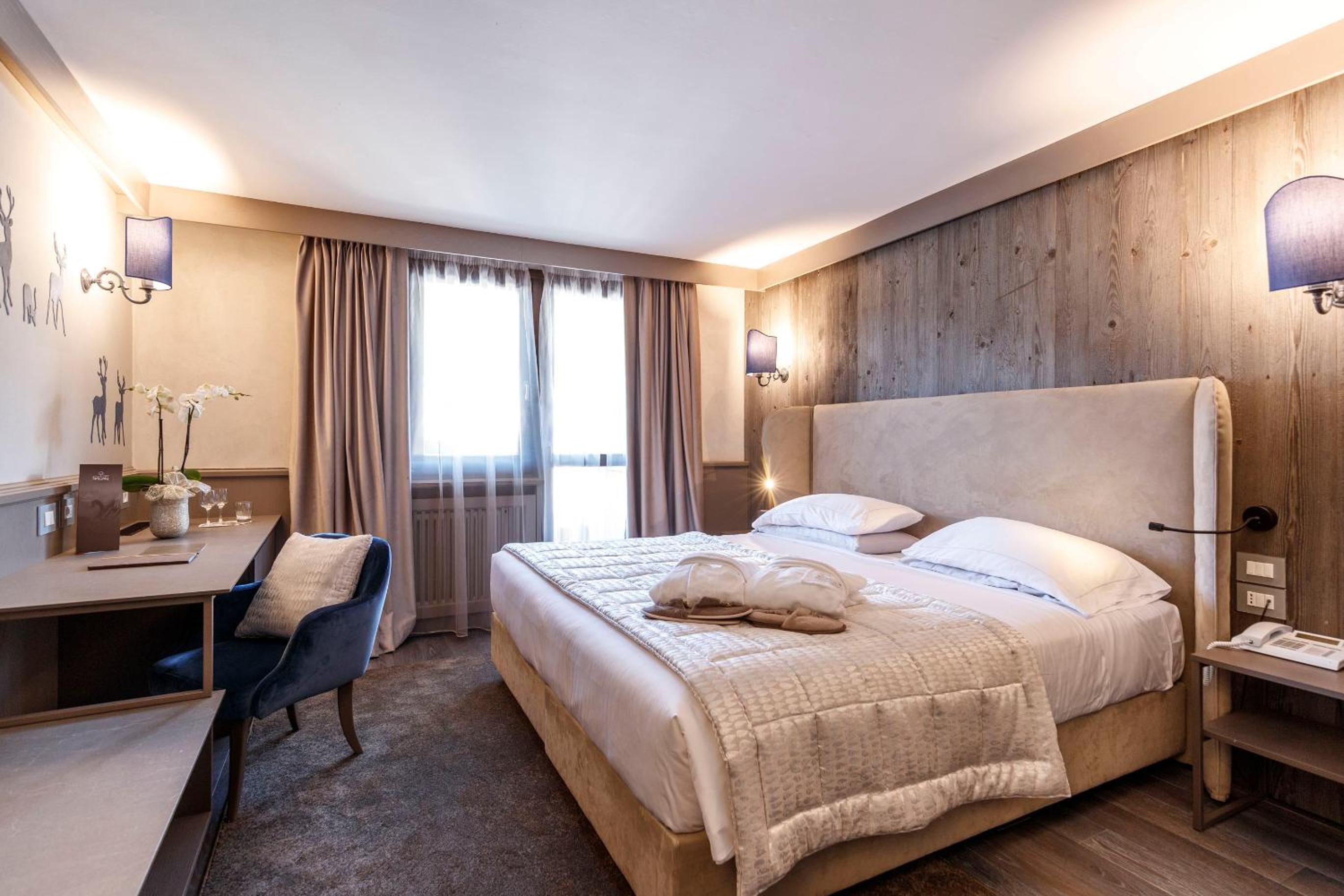 Deluxe Double Room - Photo 7