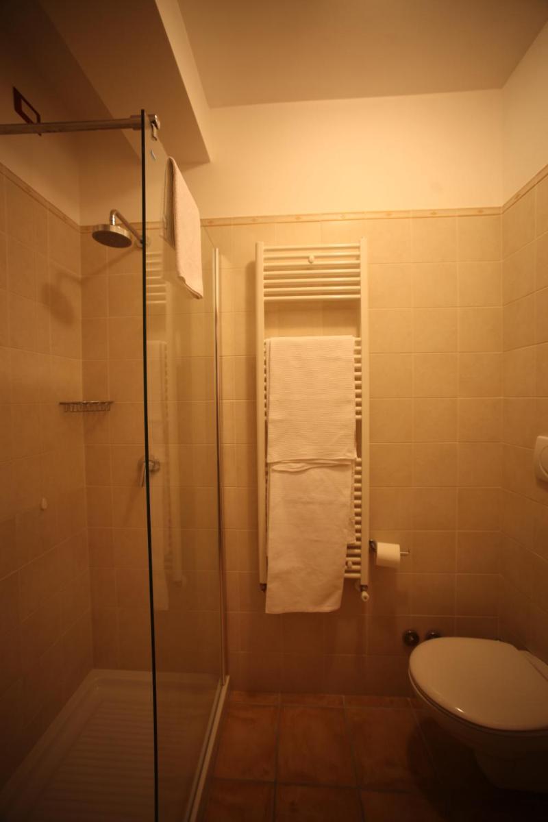 Triple Room - Photo 4