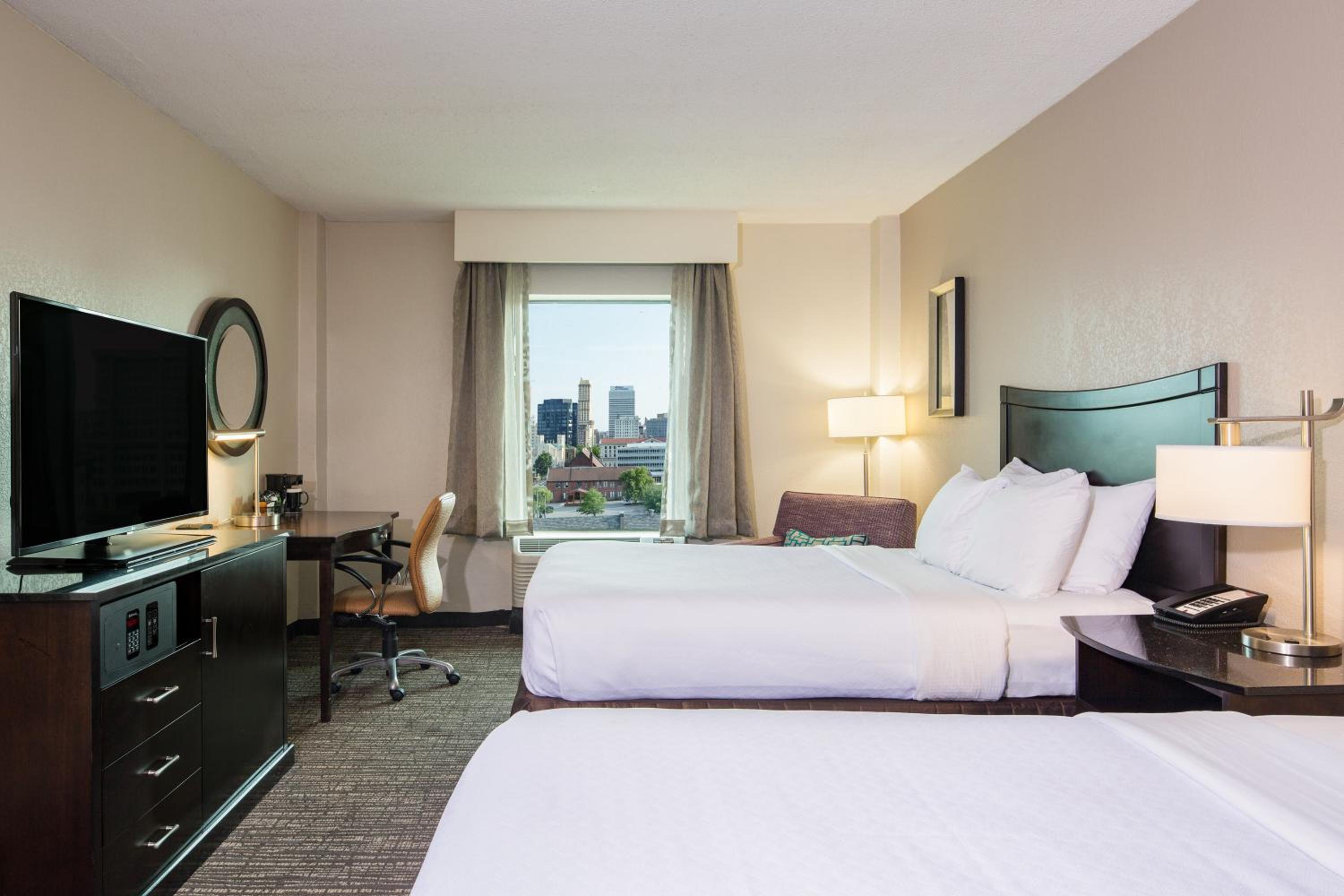Standard Double Room with Two Double Beds - Photo 3