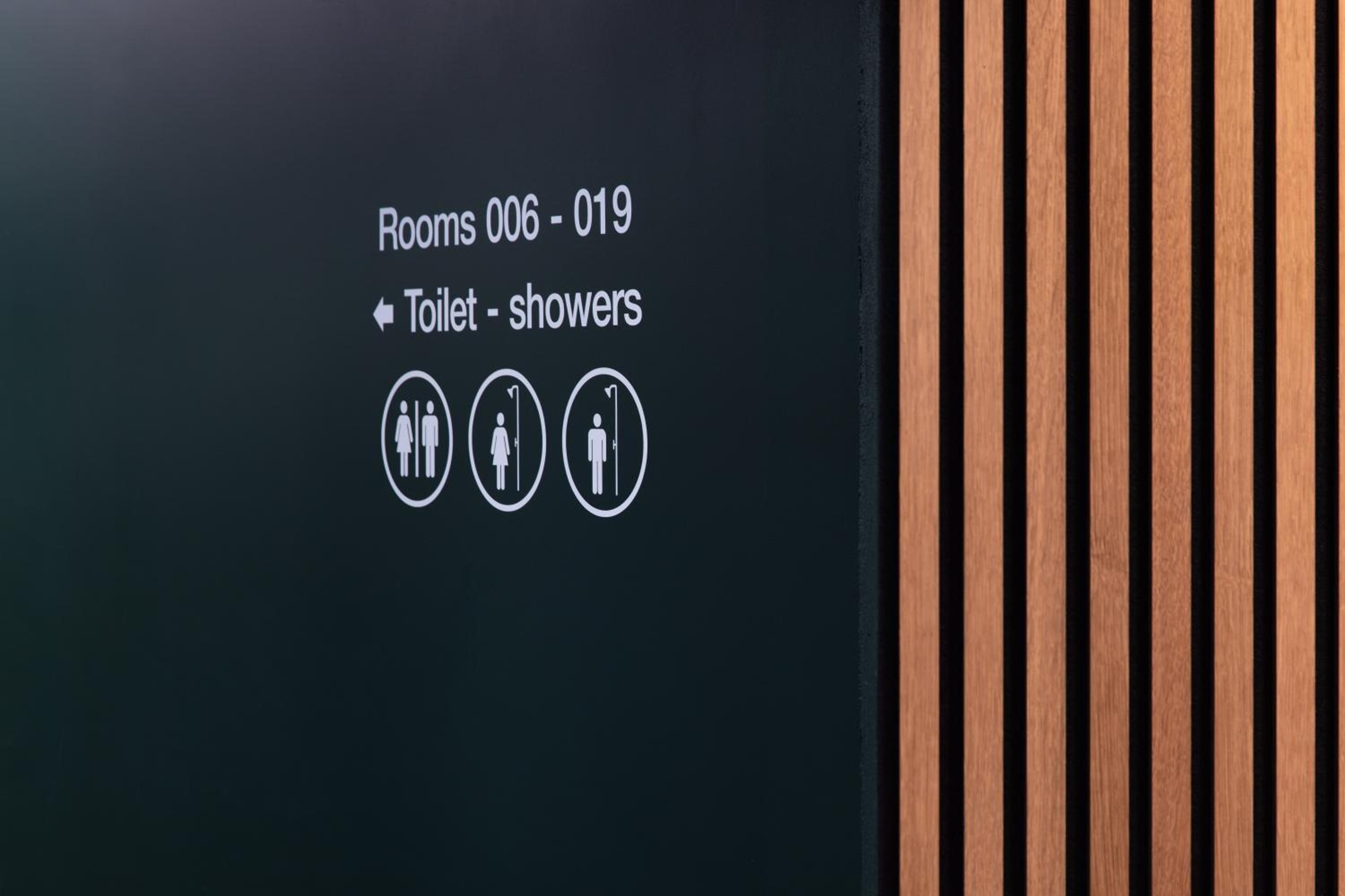 Double Or Twin Room With Shared Bathroom photo 3