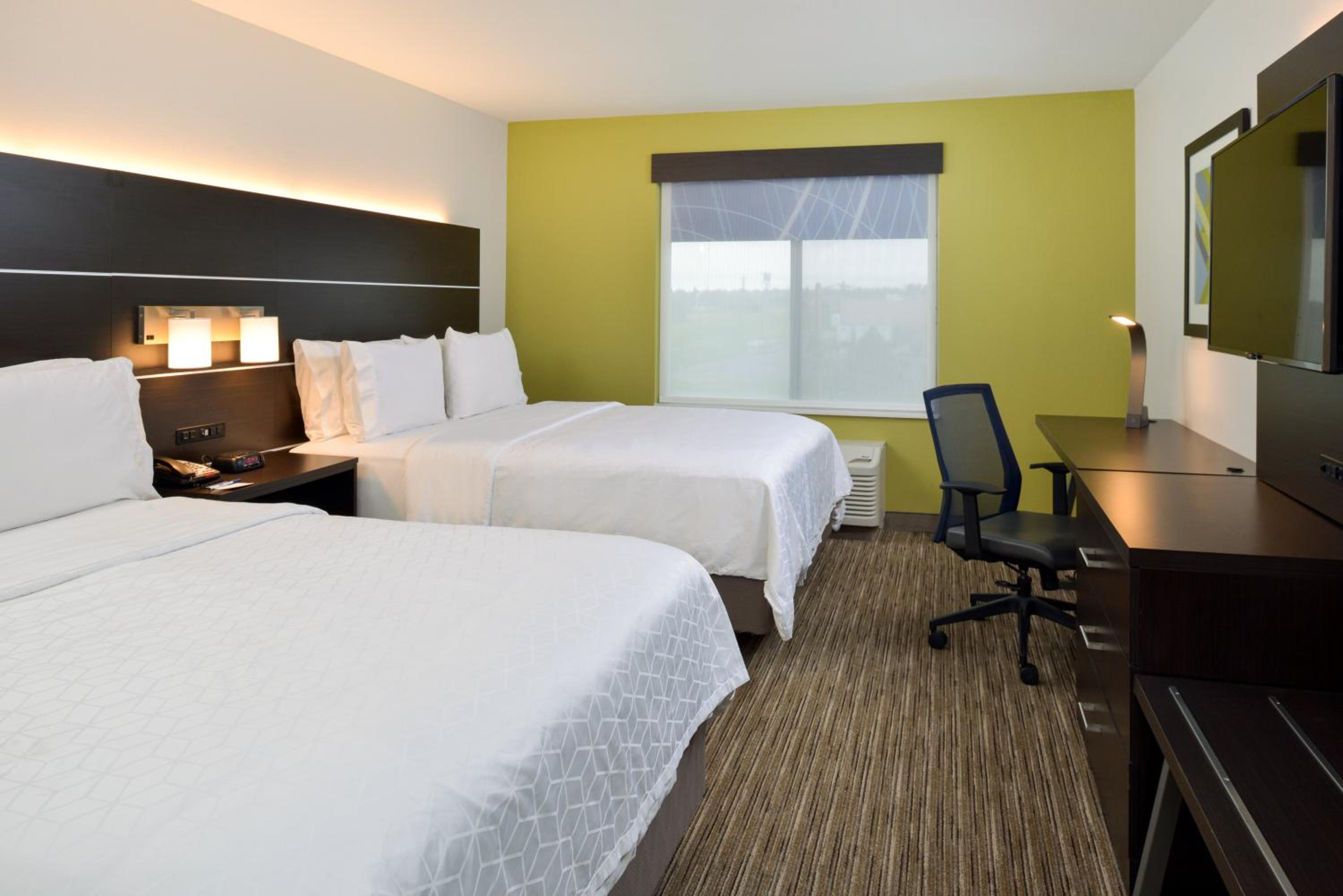 Standard Queen Room with Two Queen Beds - Photo 1