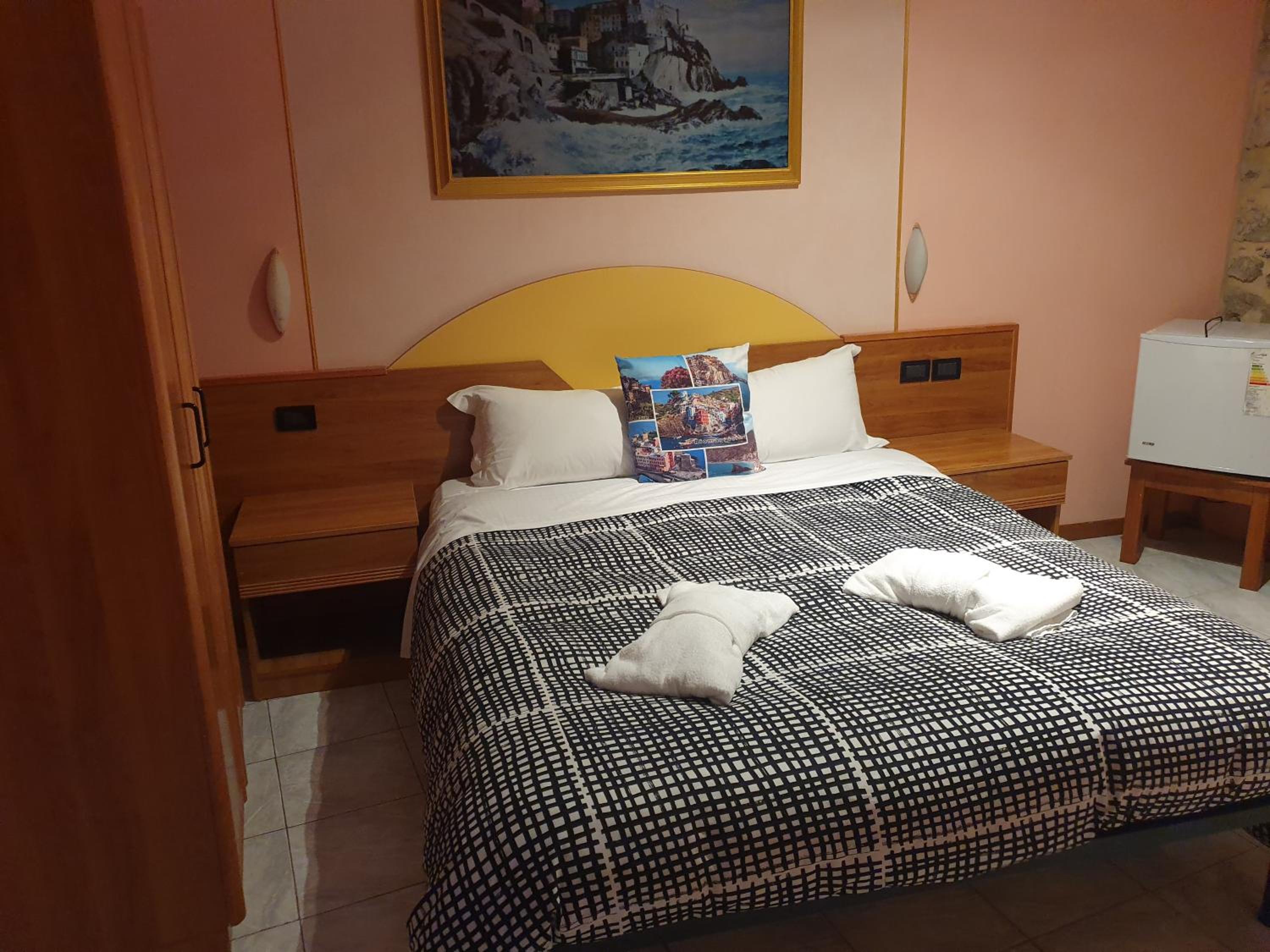 Budget Double Room photo 1