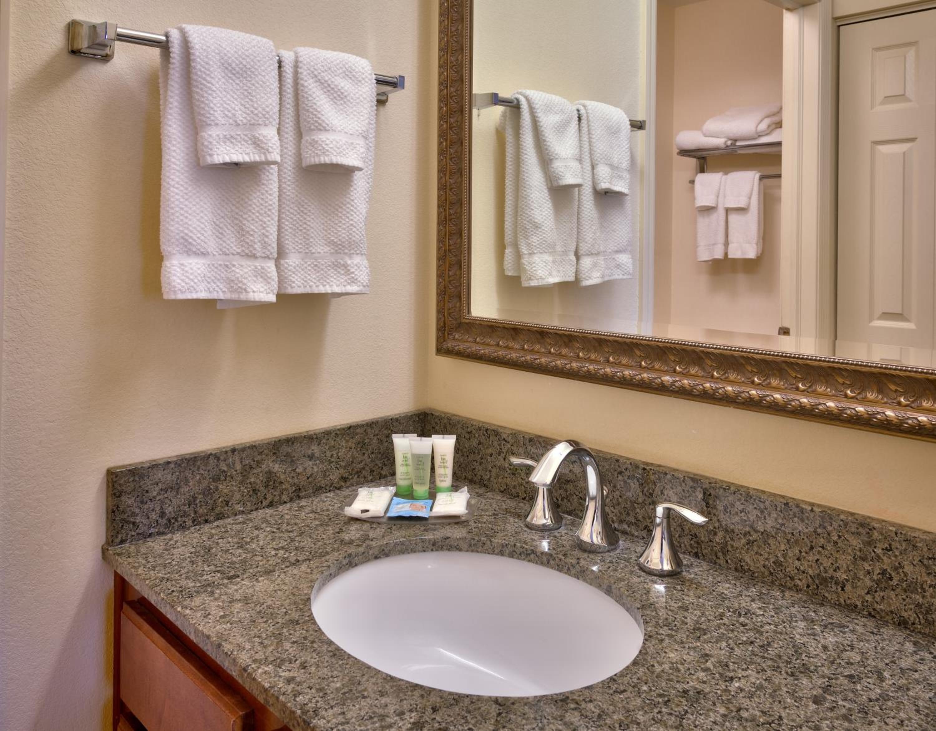 Standard Room - Photo 4