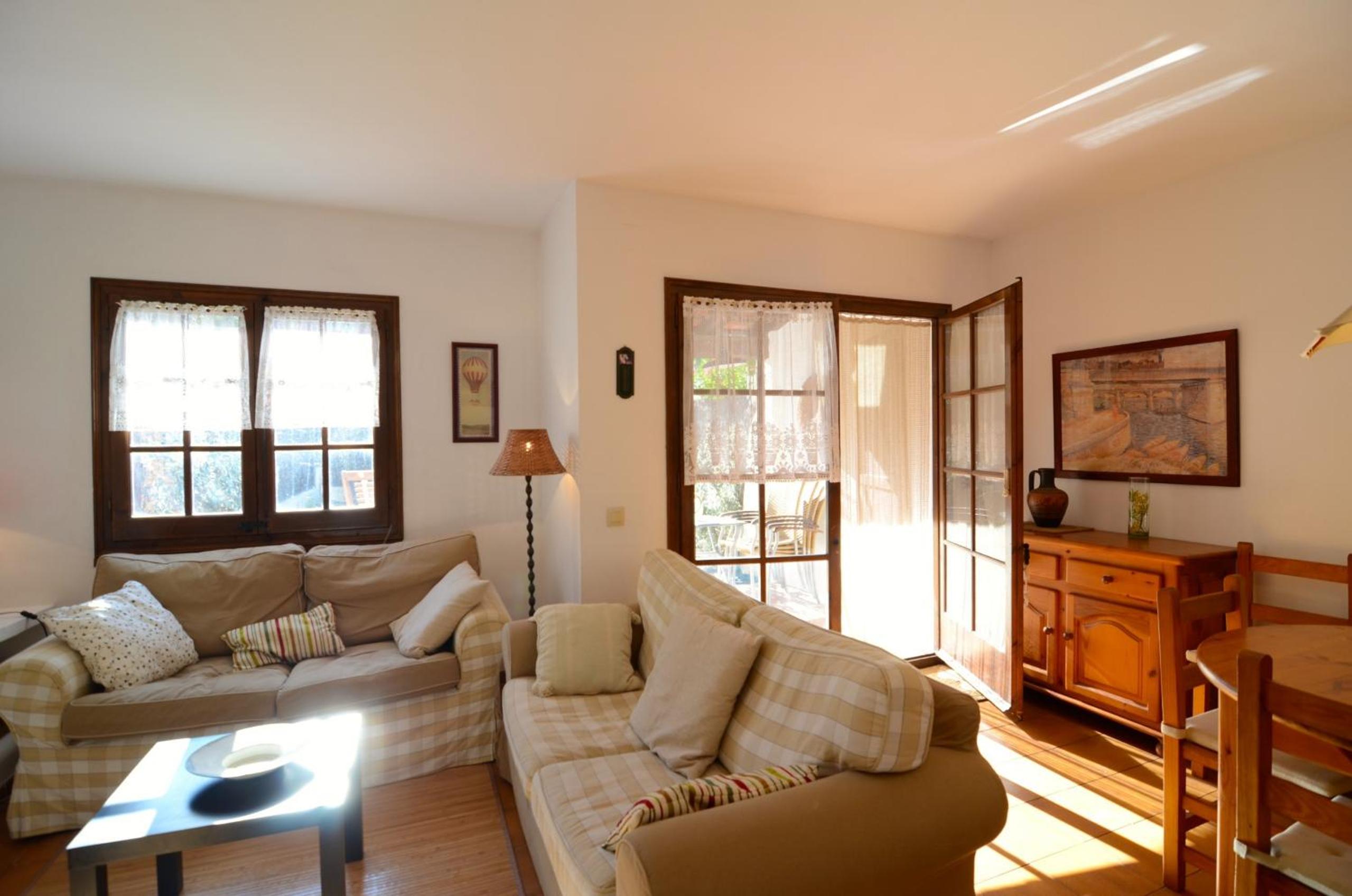 Casa adosada de tres habitaciones