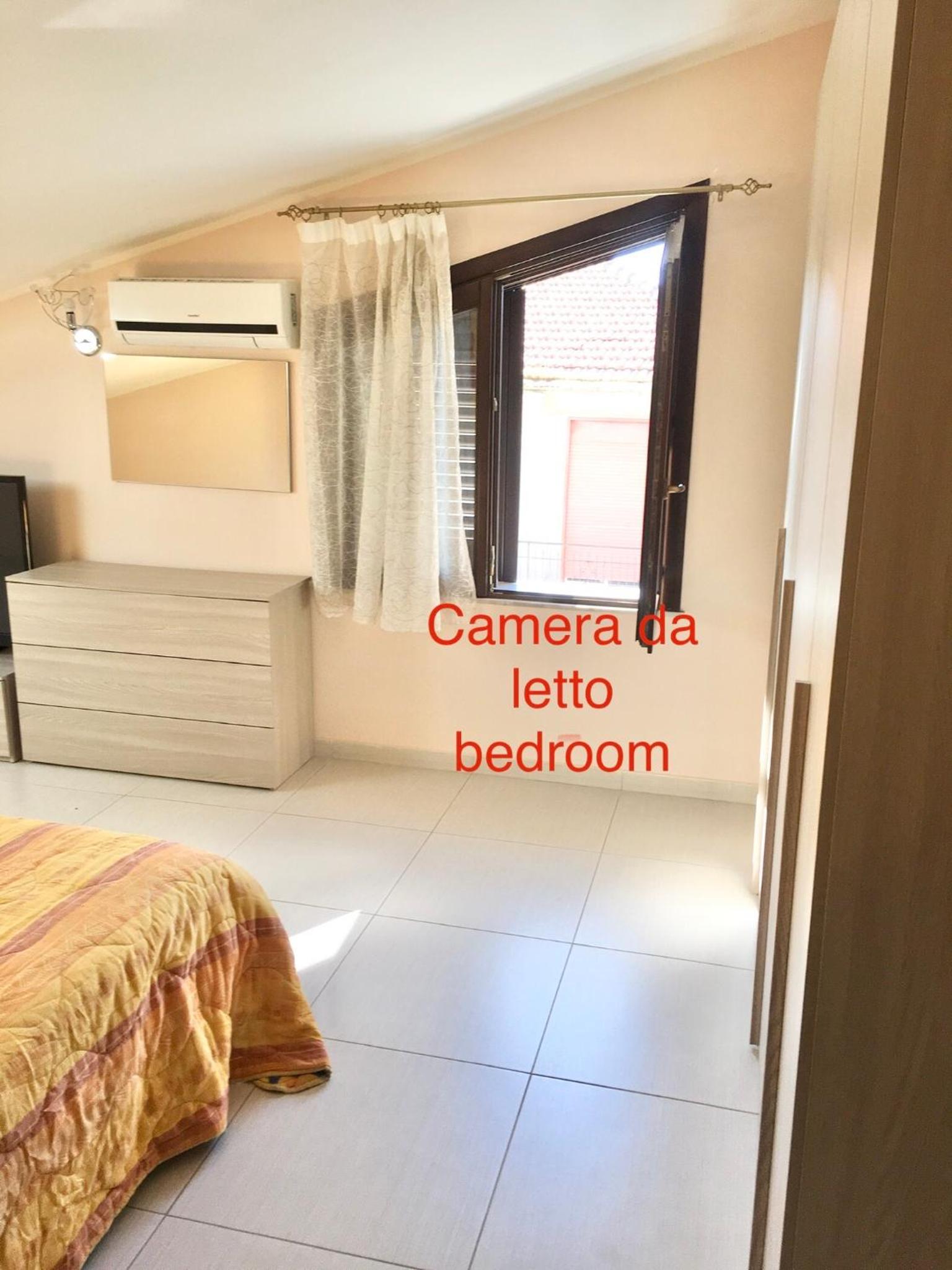 One-Bedroom Apartment - Photo 5