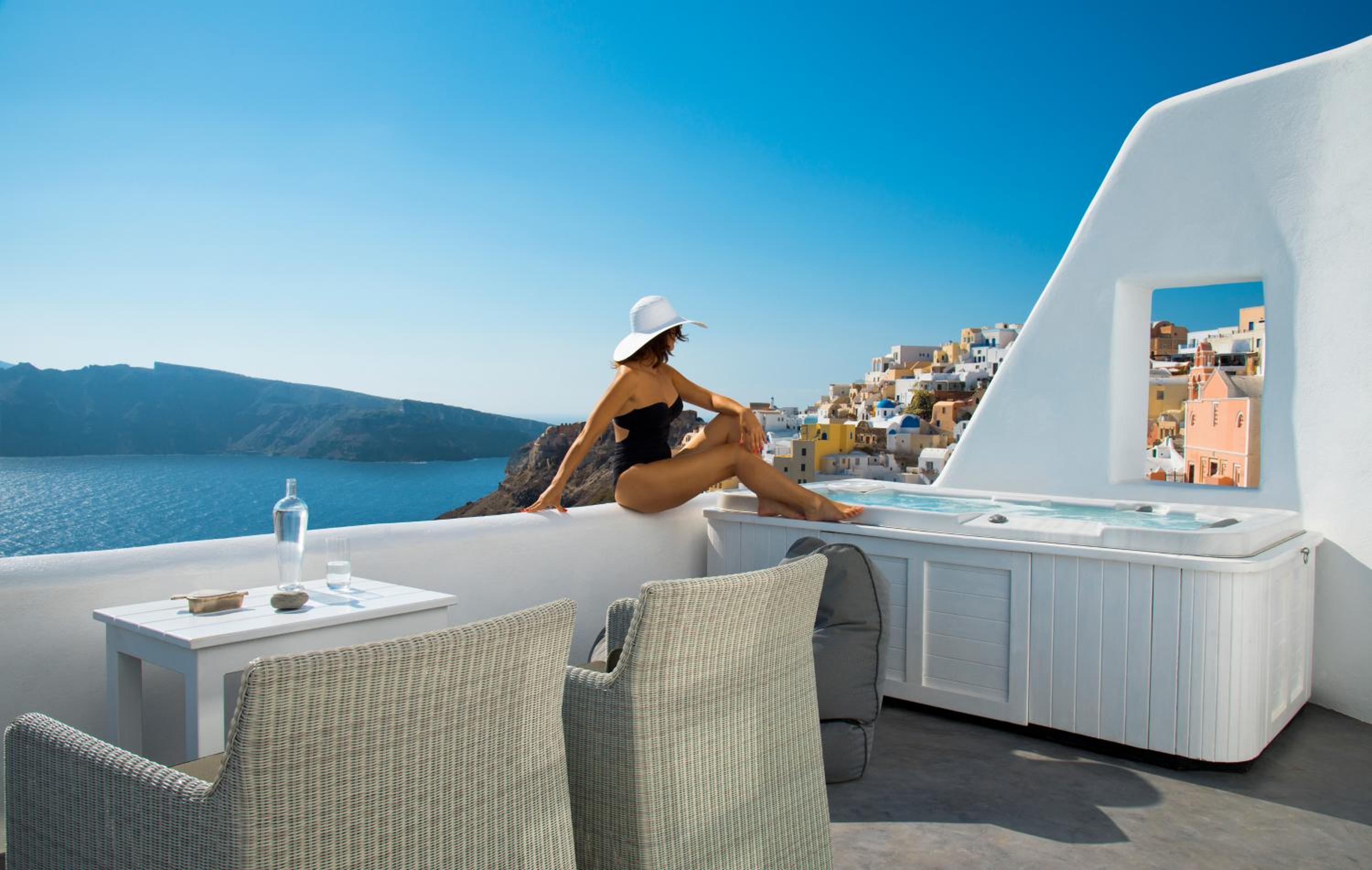 Honeymoon Suite with Hot Tub and Caldera View - Photo 13
