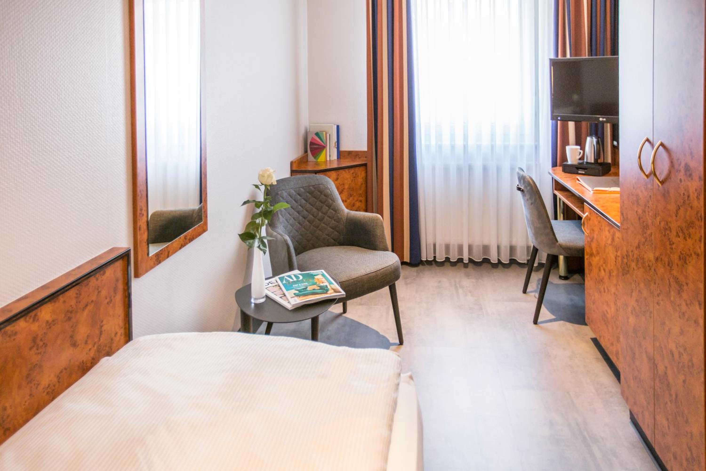 Single Room photo 1