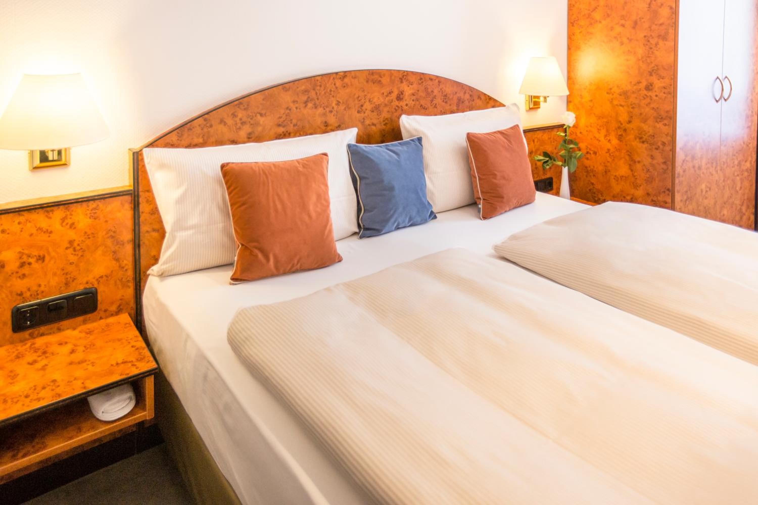 Superior Single Room photo 3