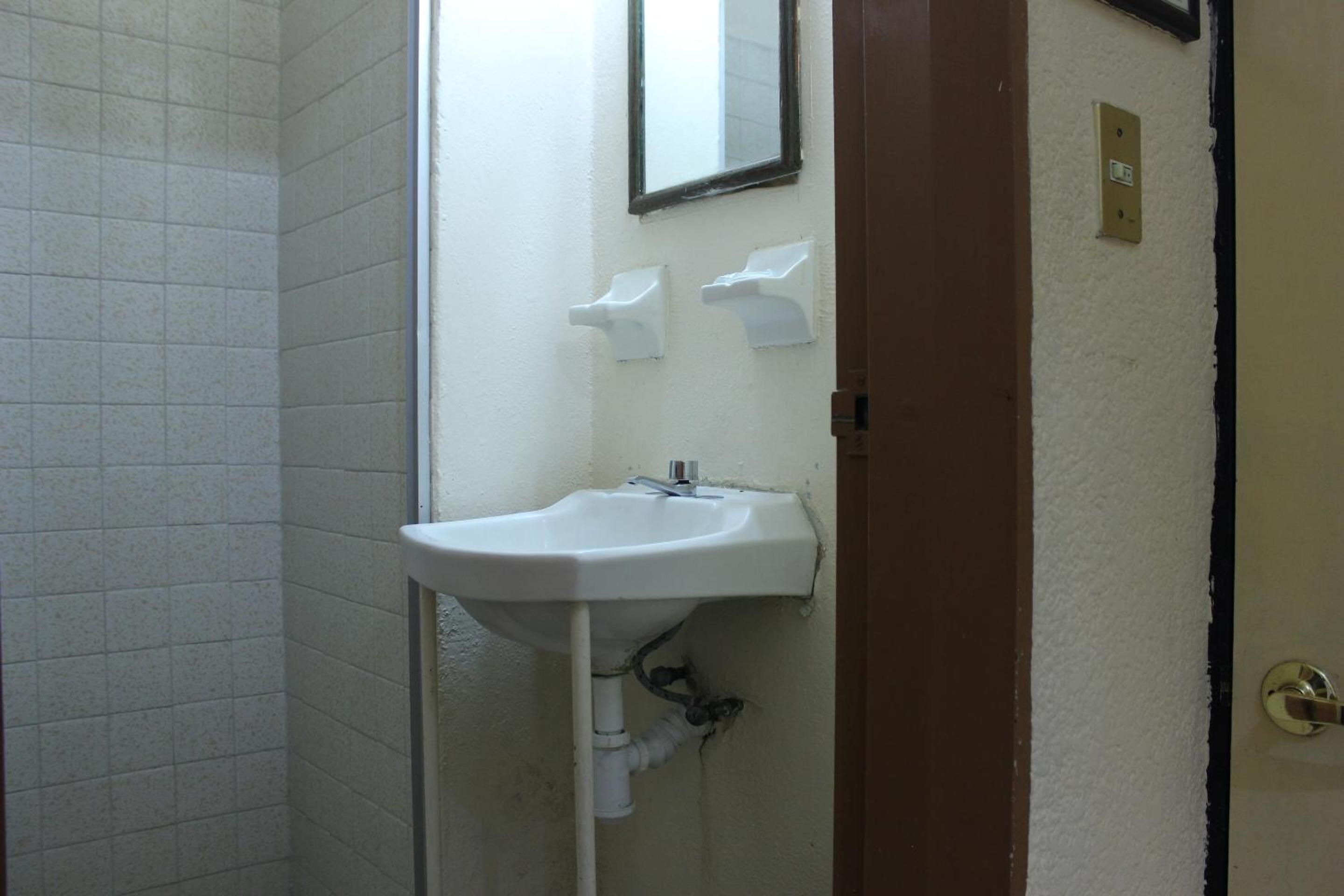 Standard Single Room photo 2