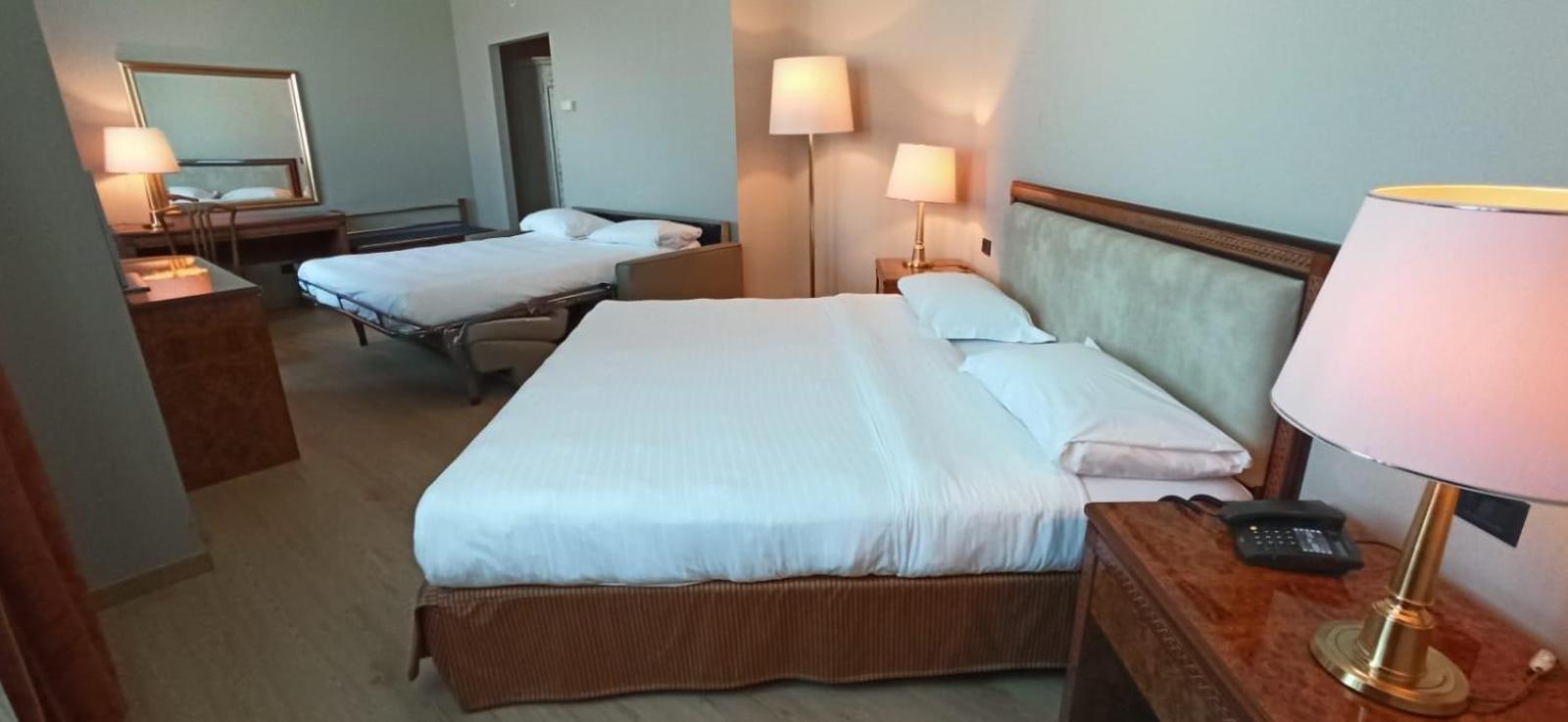 Family Junior Suite - Photo 1