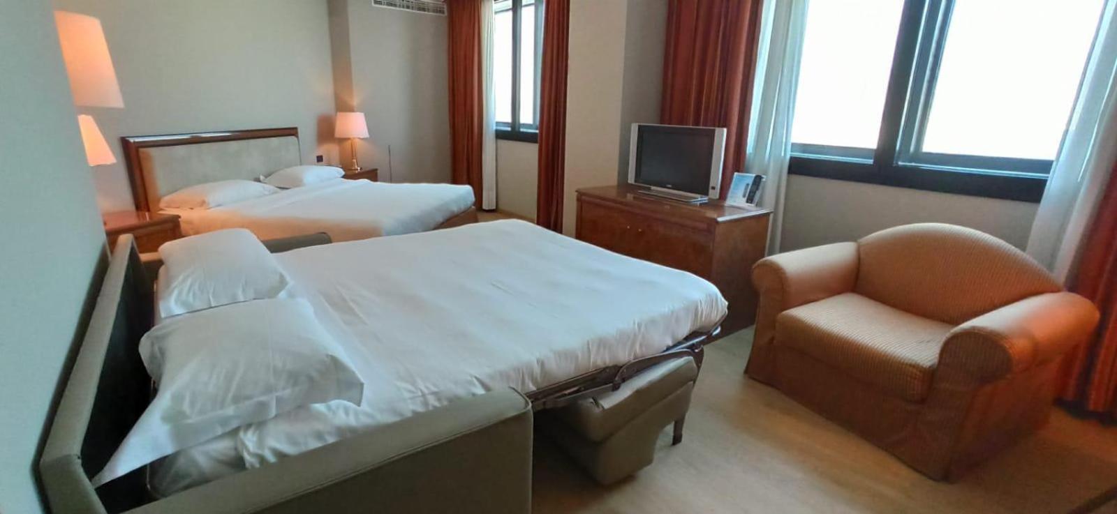 Family Junior Suite - Photo 6