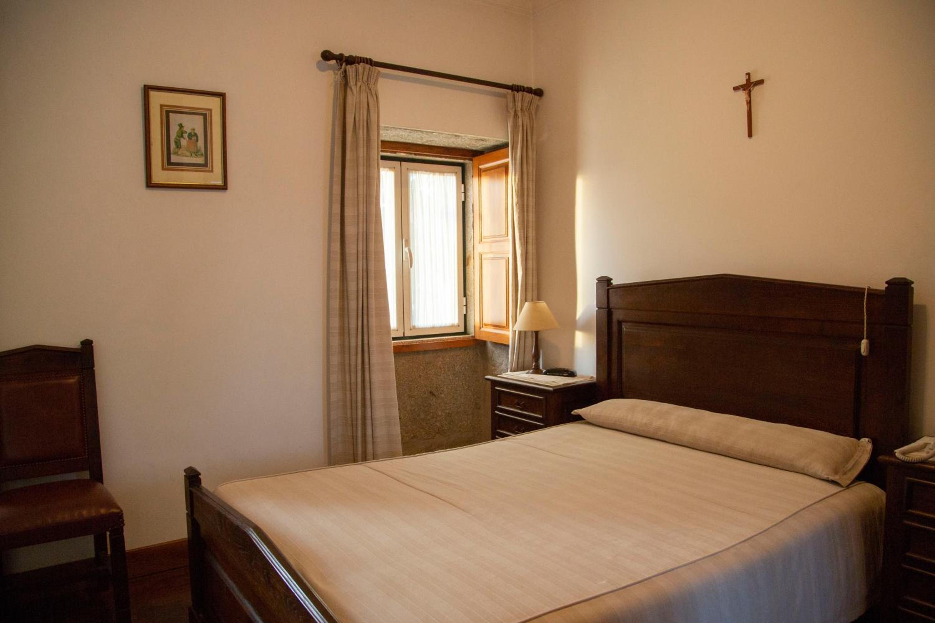 Double or Twin Room photo 1