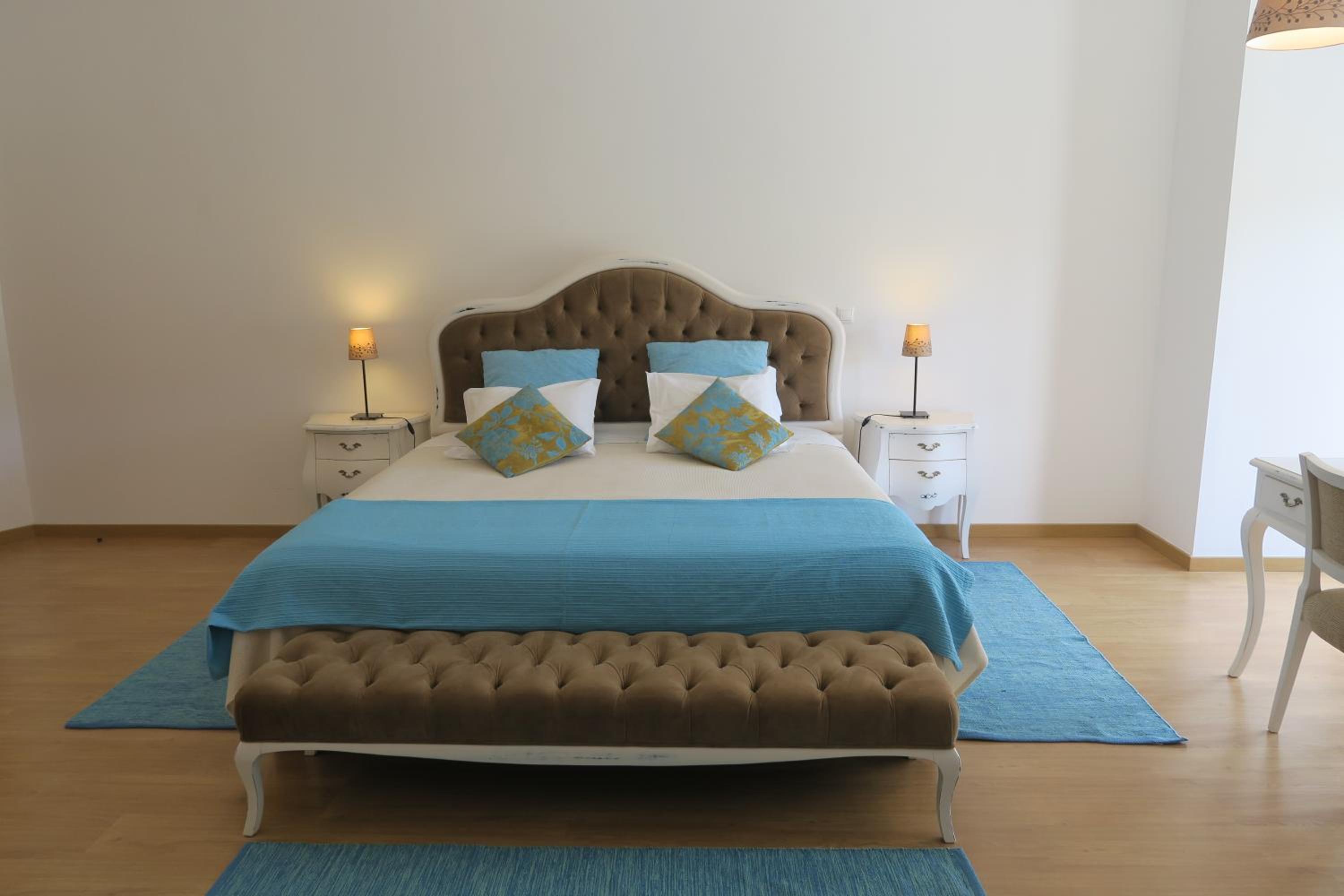 Deluxe Suite with Spa Bath photo 1