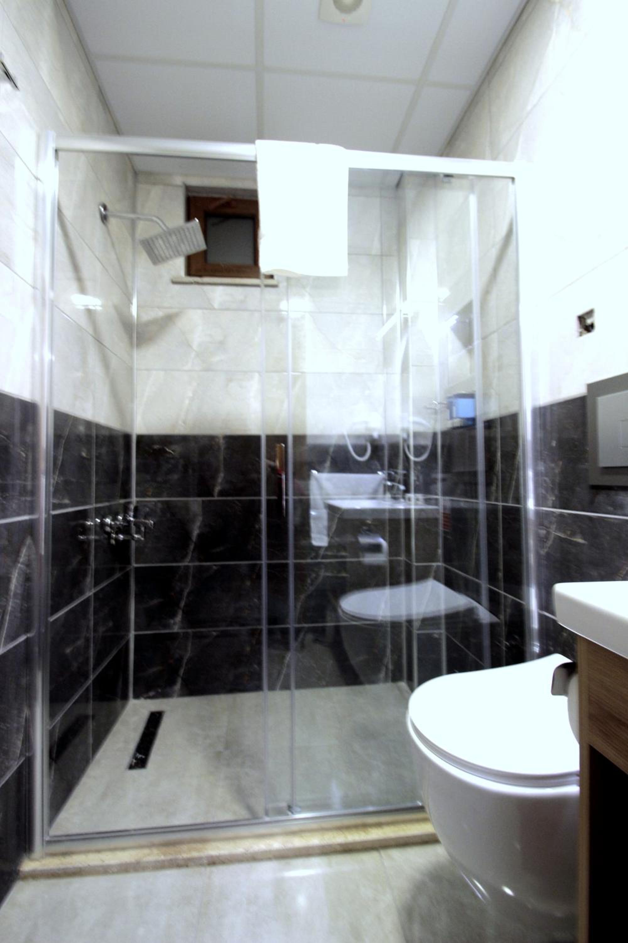 Double Room with Mountain View - Photo 6