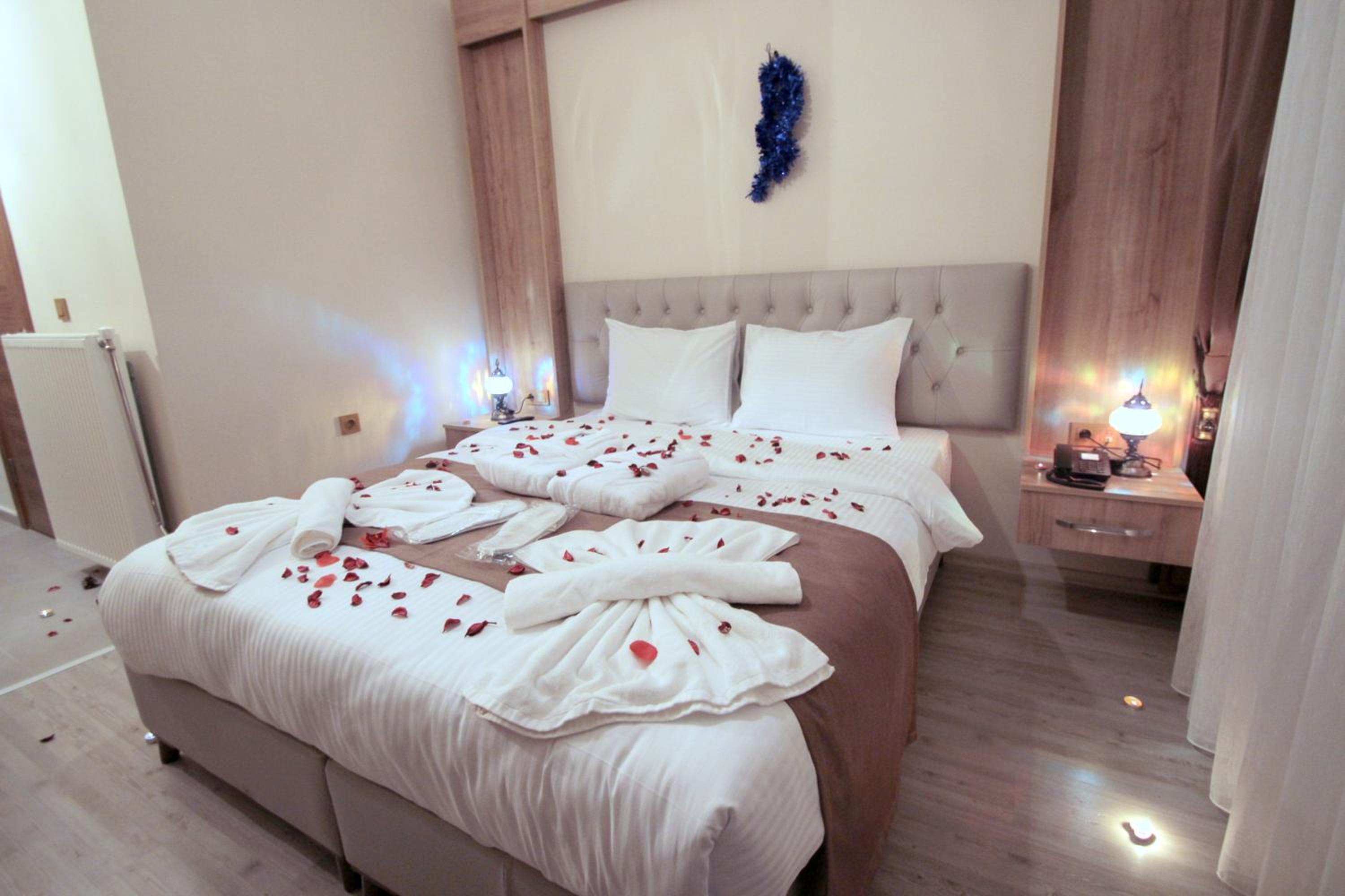 Double Room with Mountain View - Photo 8