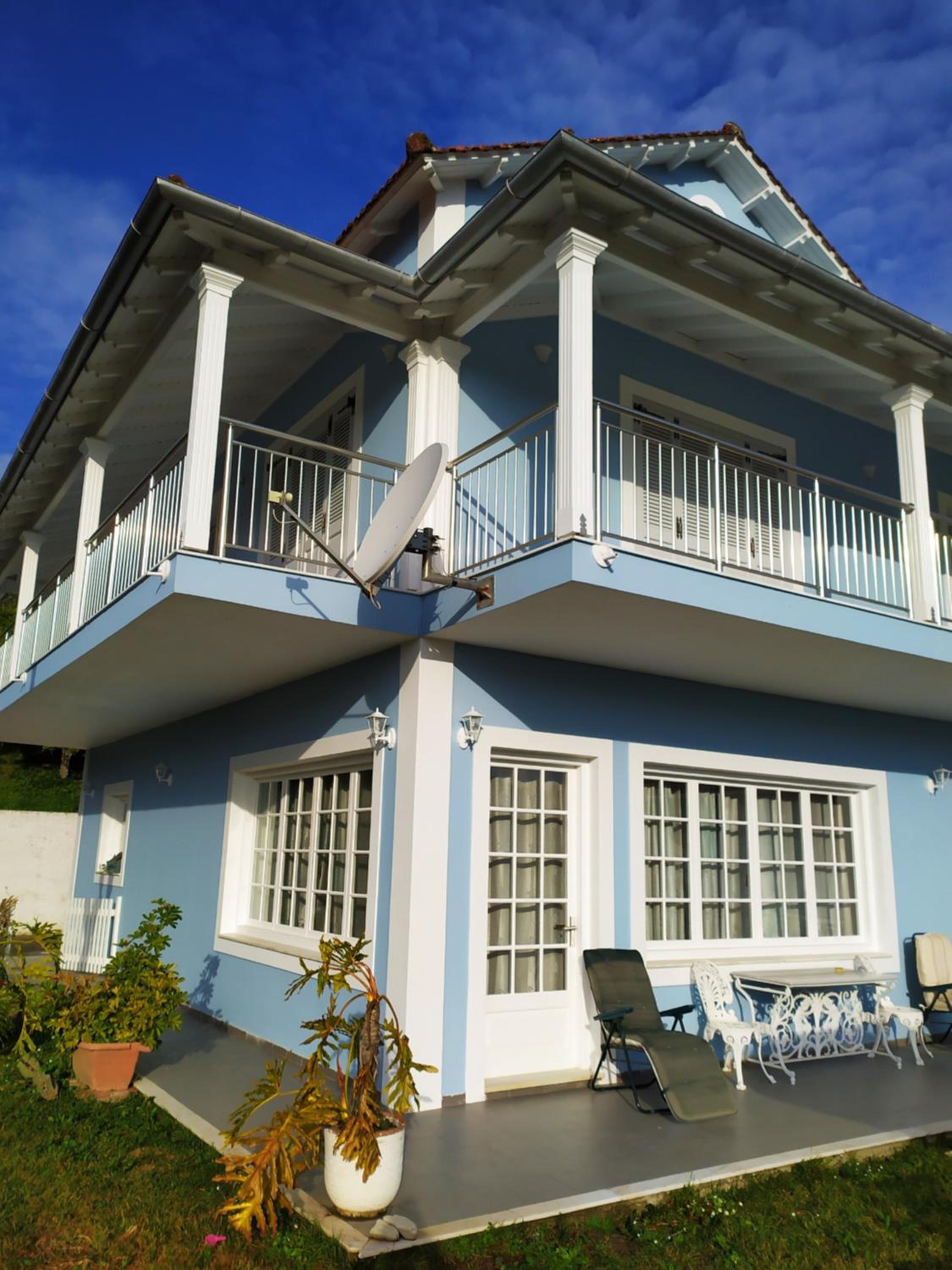 Three-Bedroom Townhouse