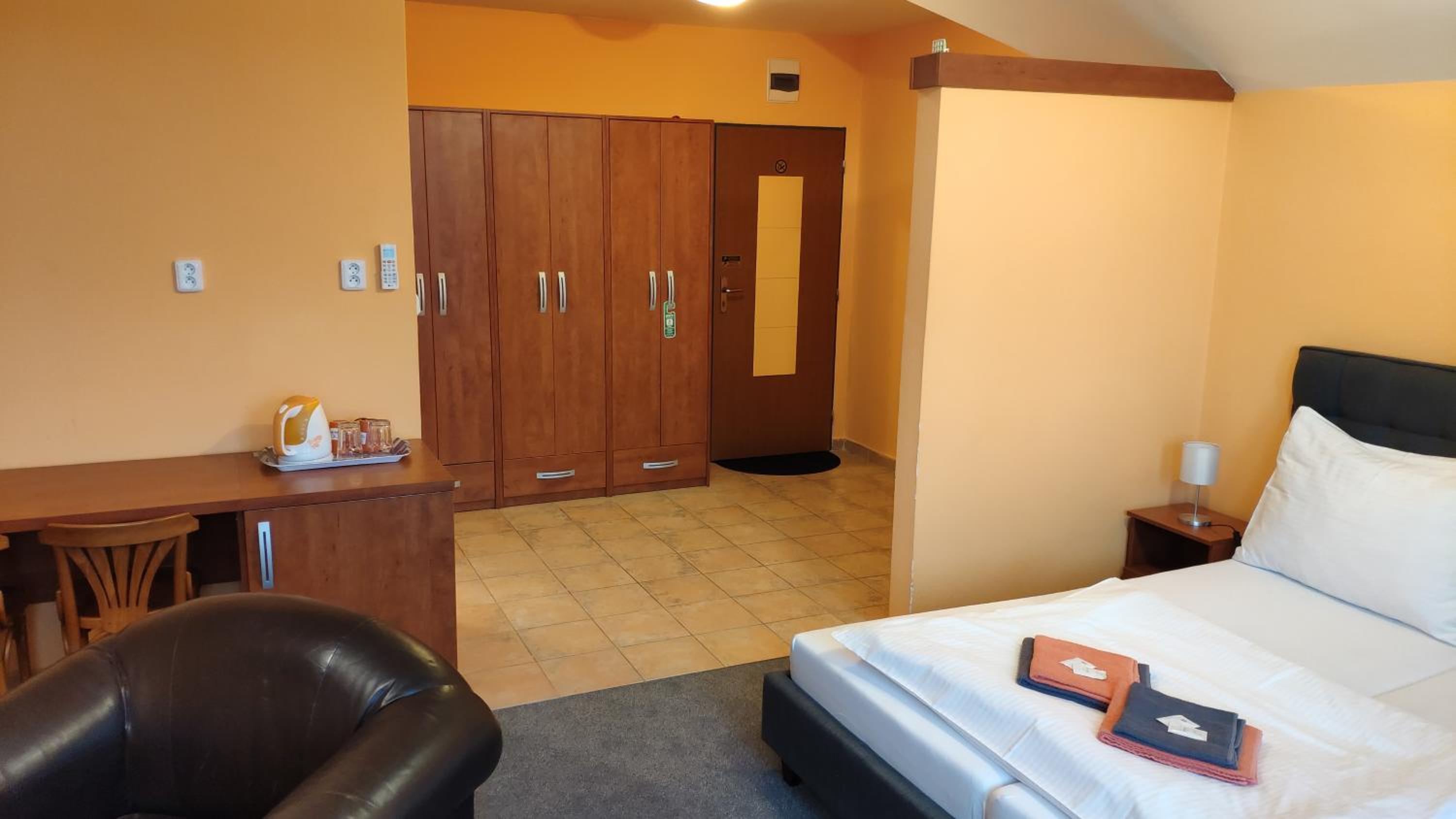 Suite photo 1