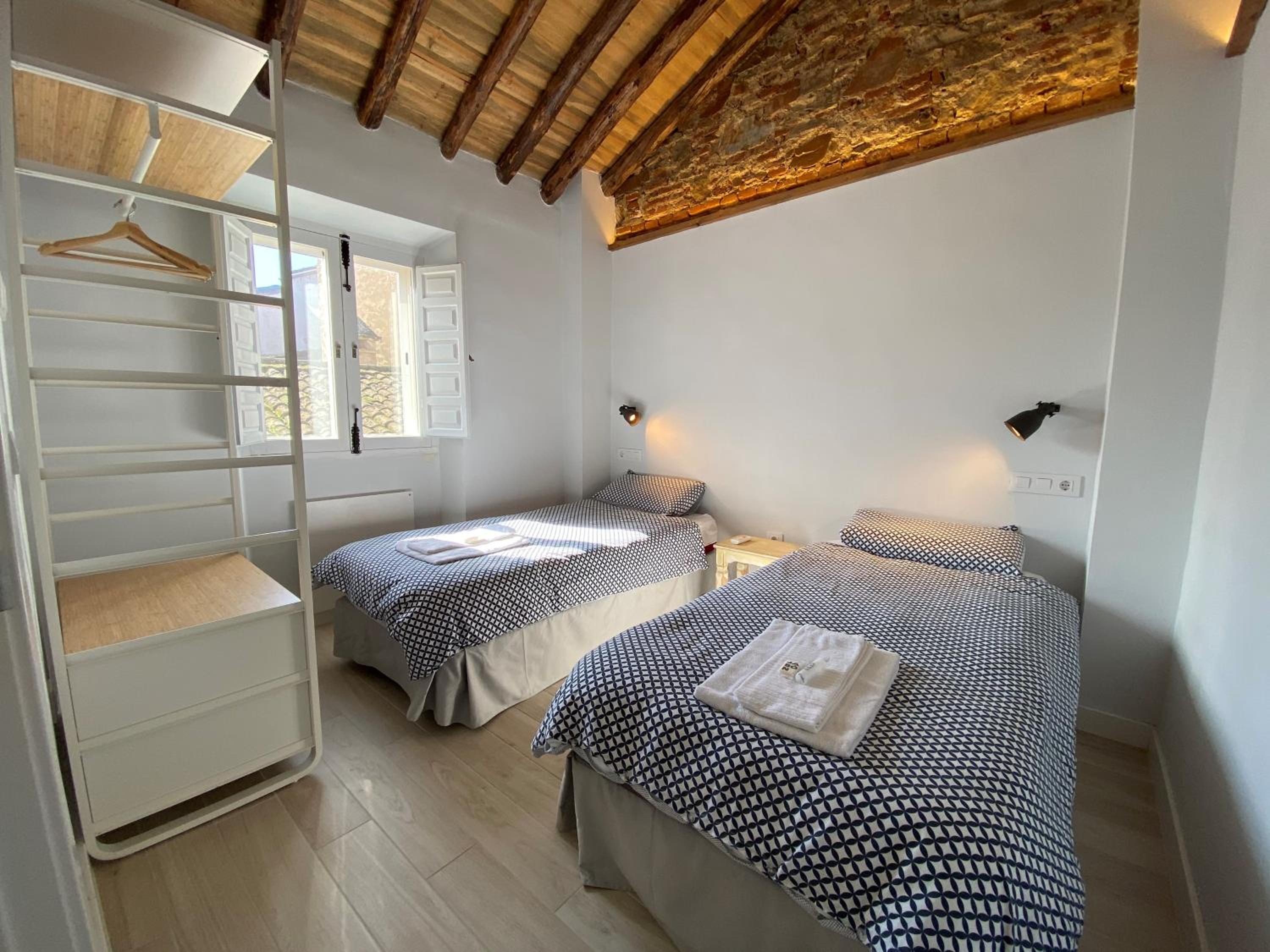 Two-Bedroom Apartment - Photo 14