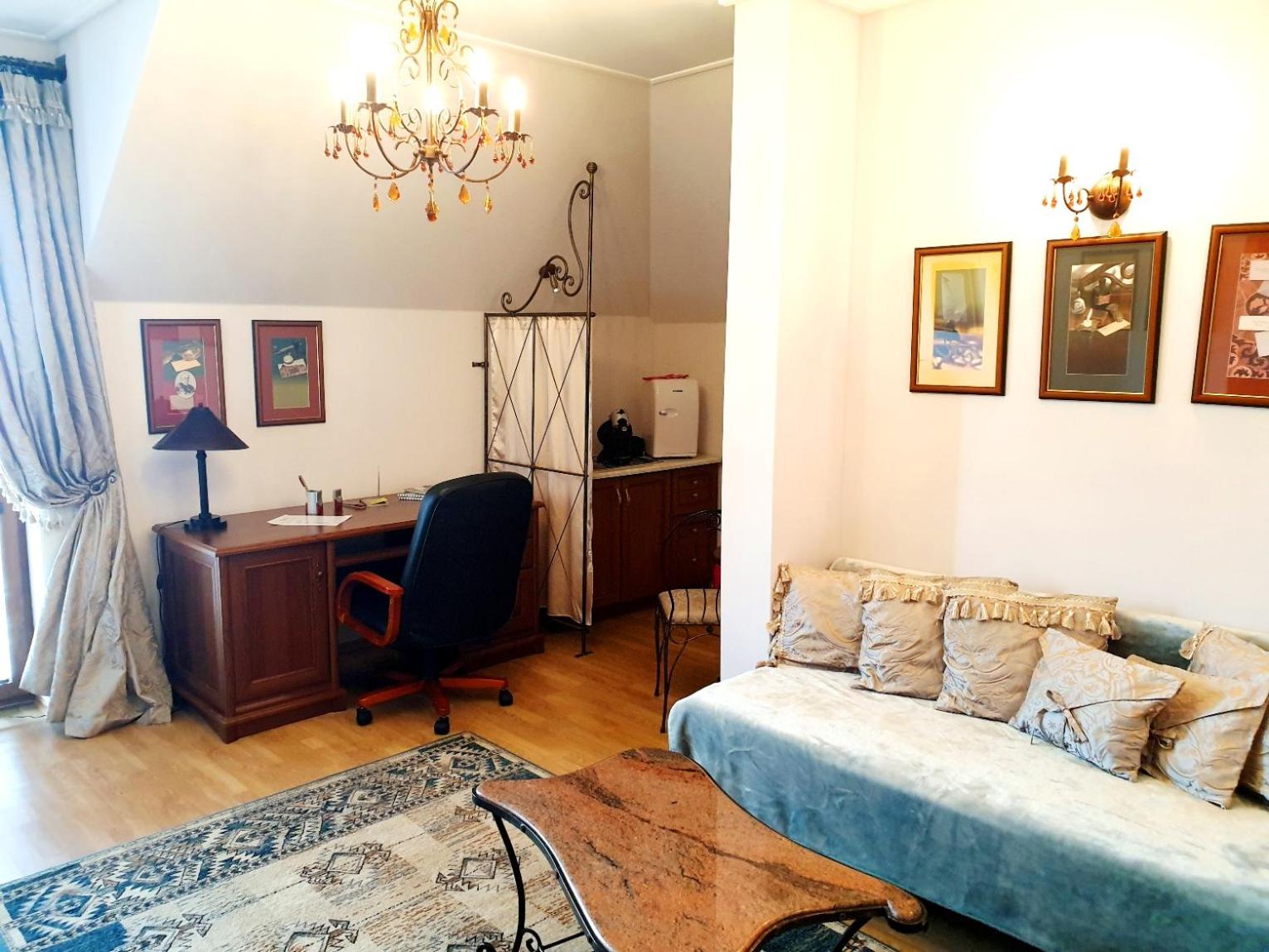 Suite with Balcony photo 3
