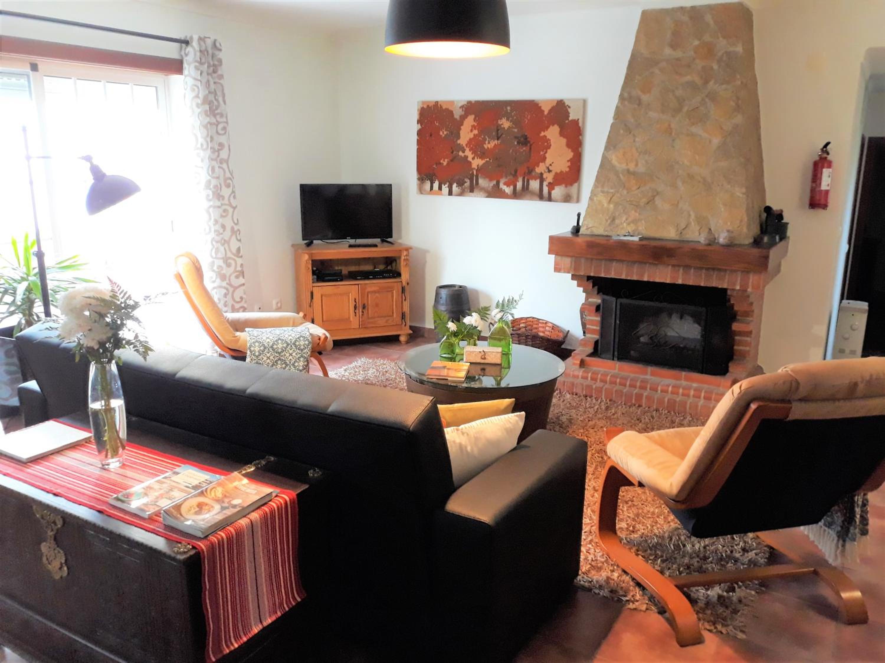 Two-Bedroom House photo 3