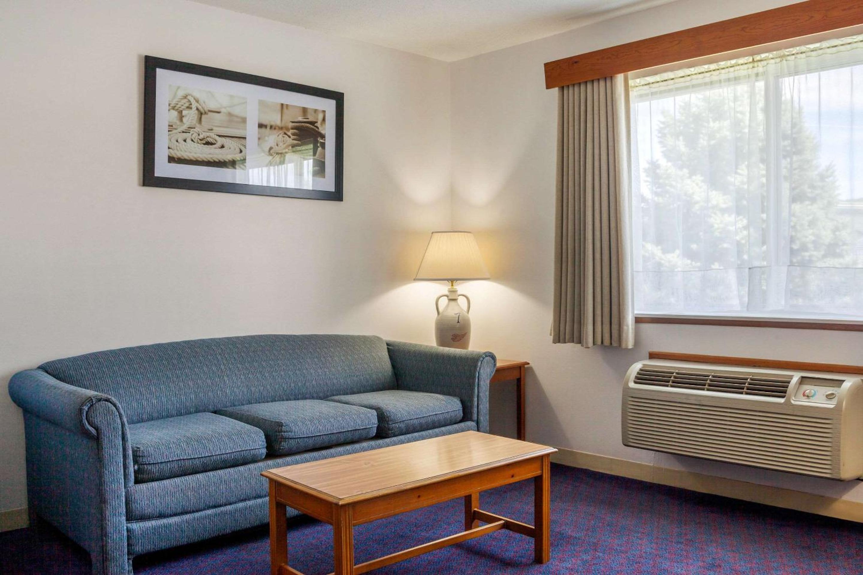 Quality Inn & Suites Prairie Du Chien