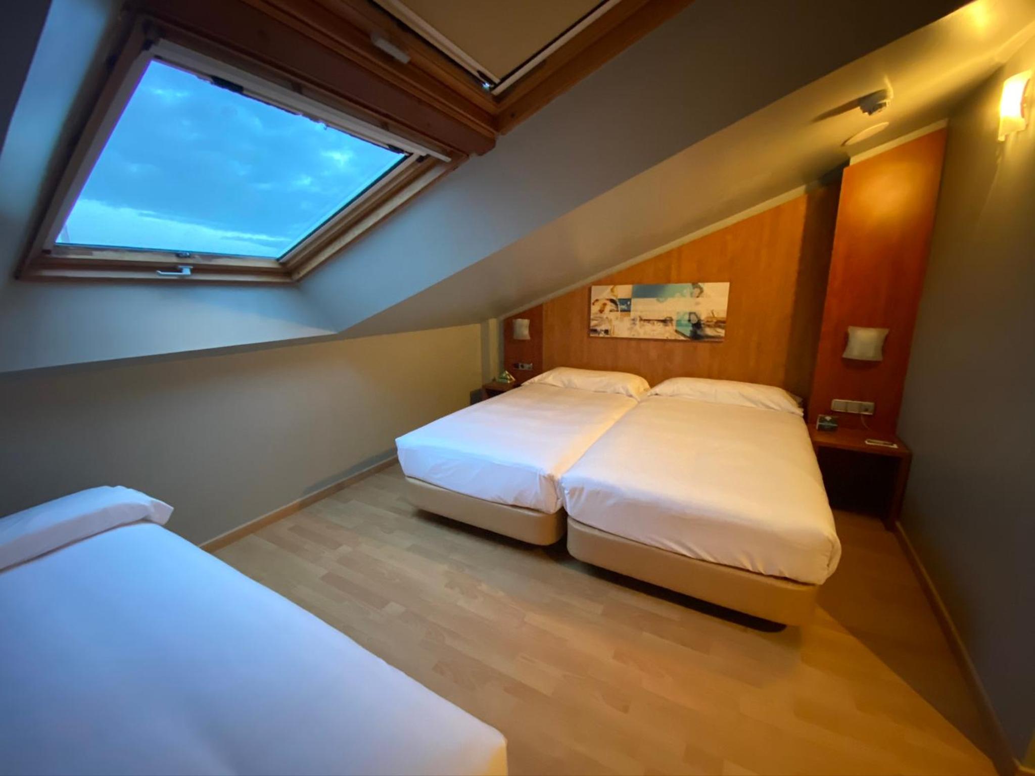 Triple Room photo 2