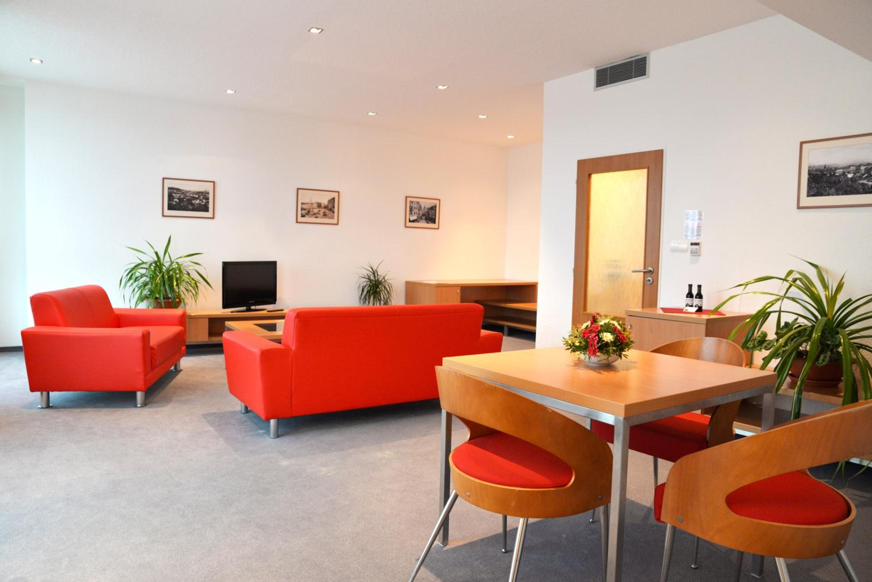 Superior Apartment with Access to public Relax Center - Photo 4
