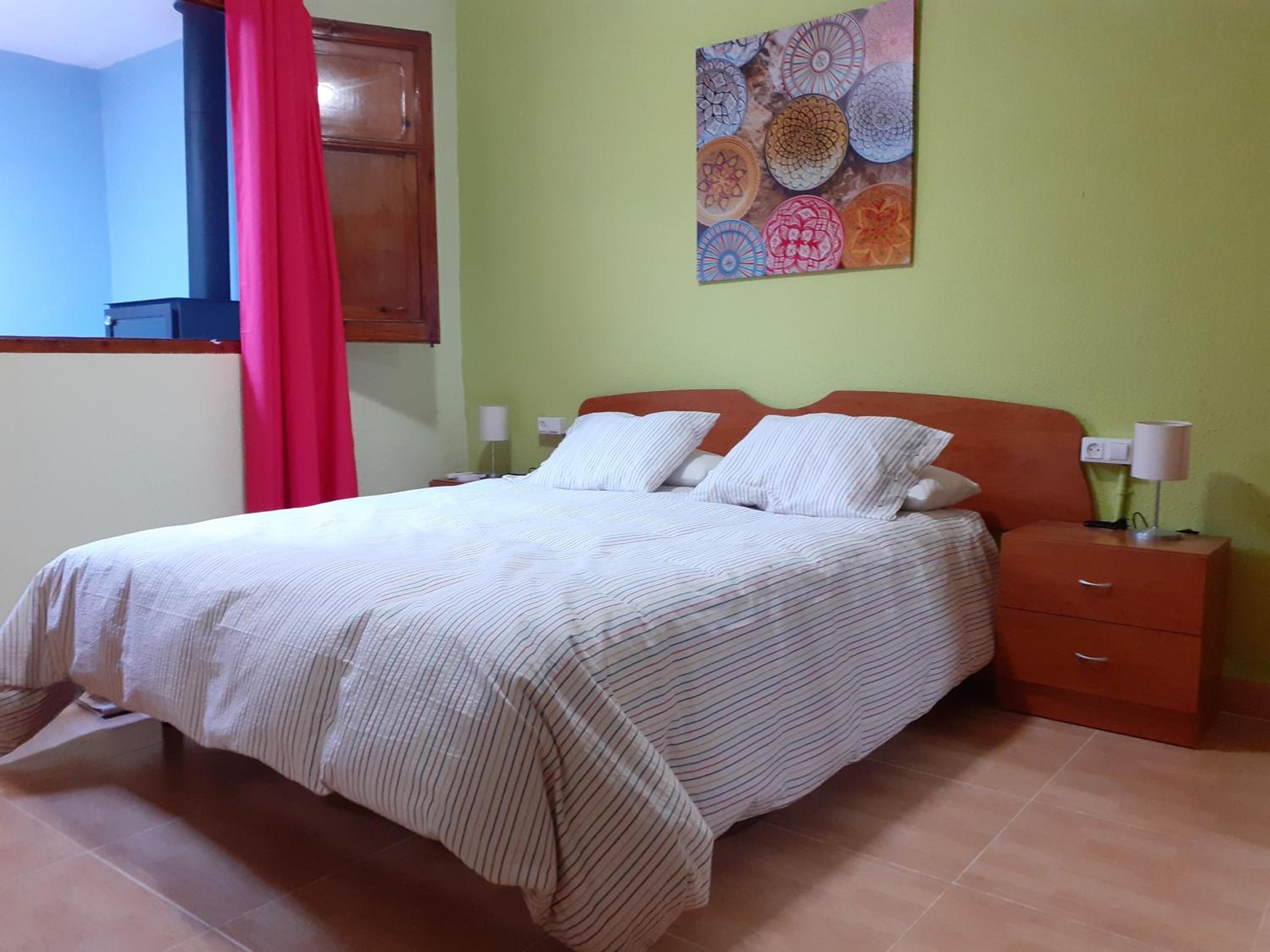 Three-Bedroom Apartment photo 2