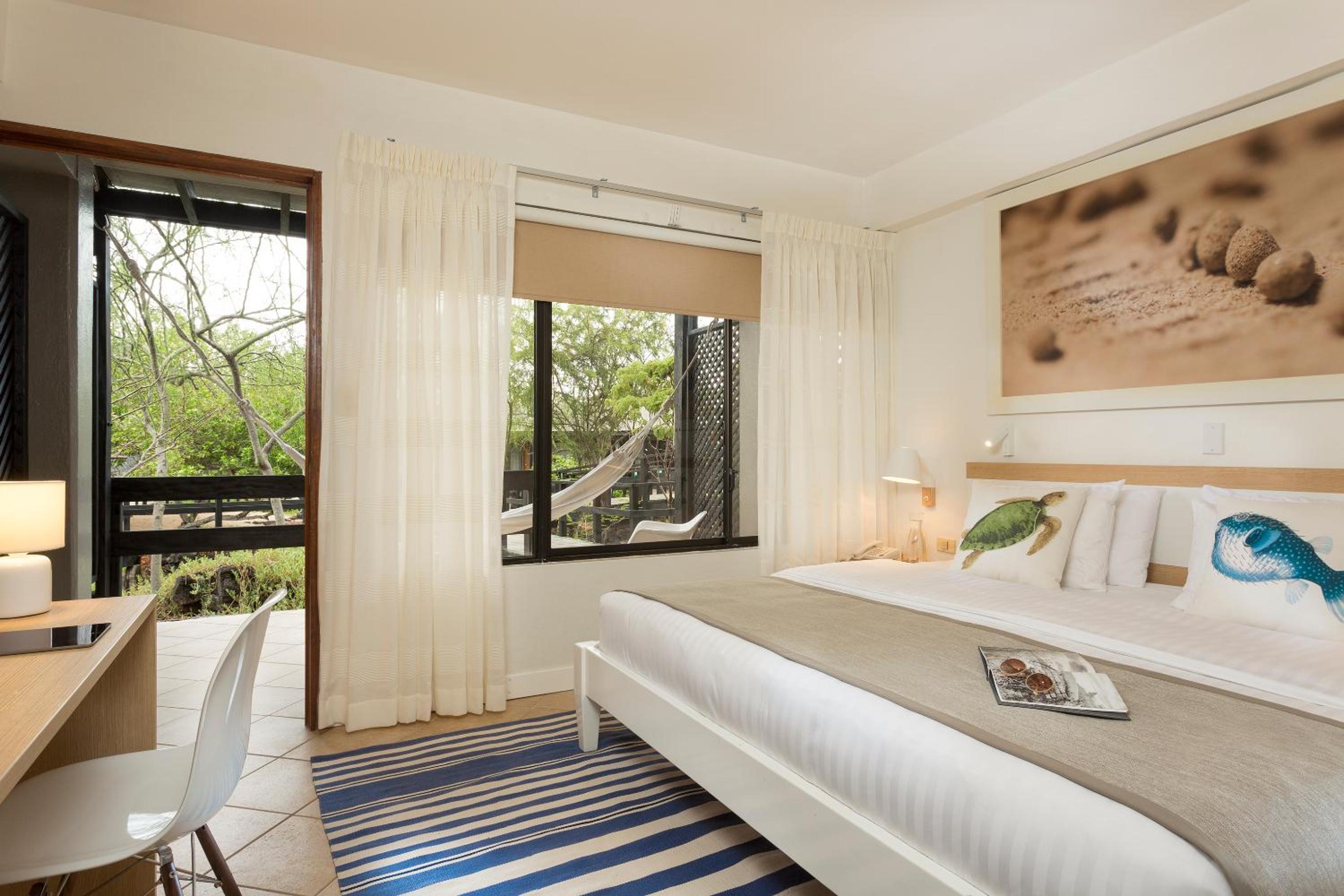 Standard King Room photo 2