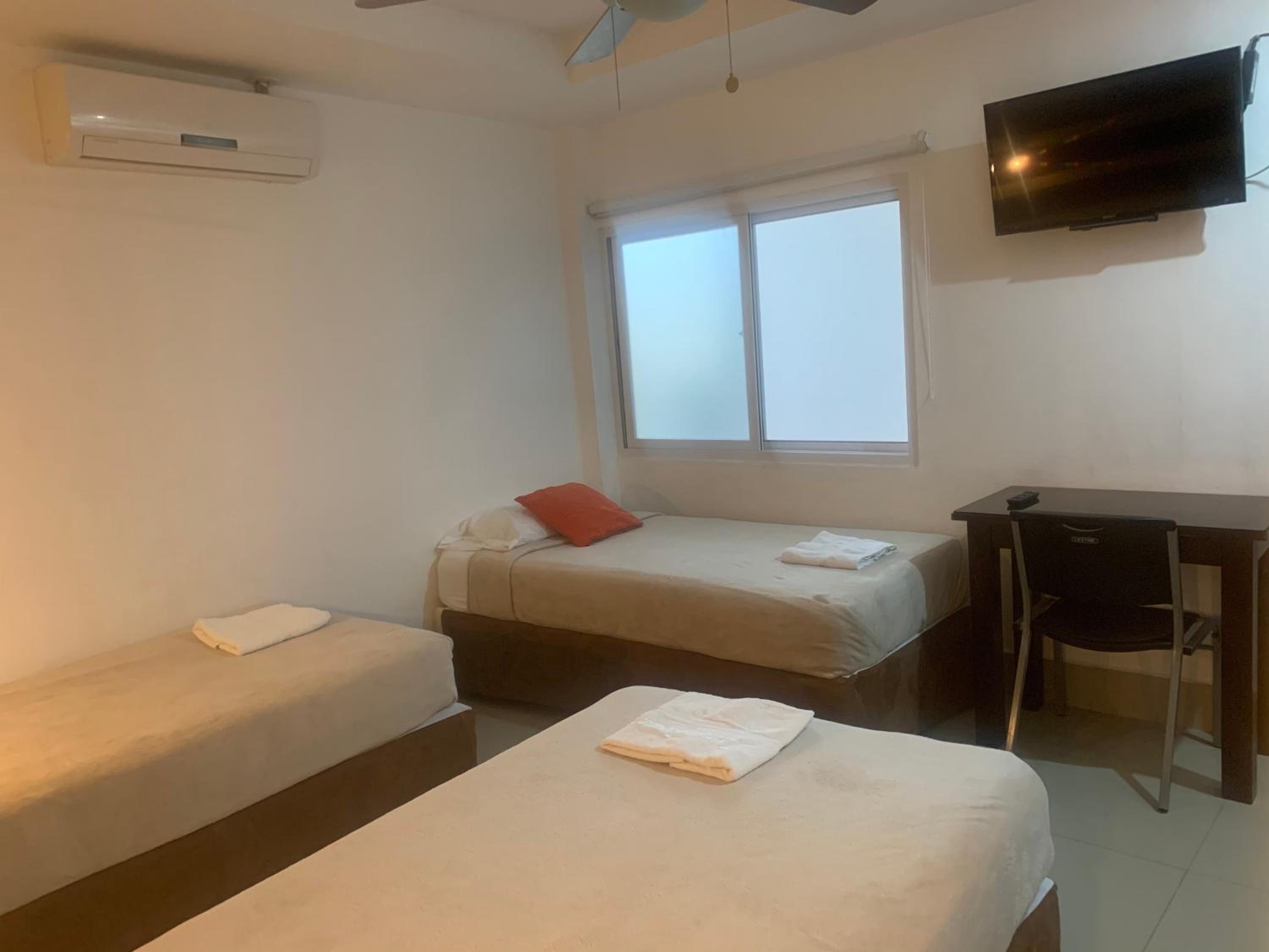 Comfort Triple Room photo 3
