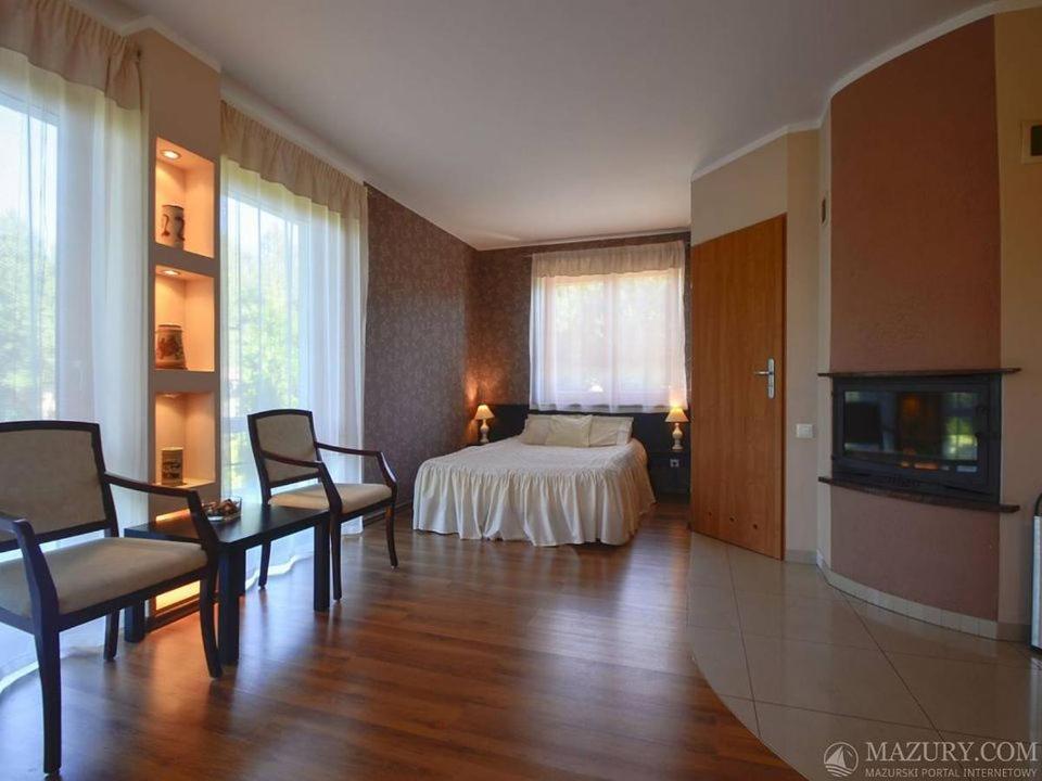 Villa photo 2