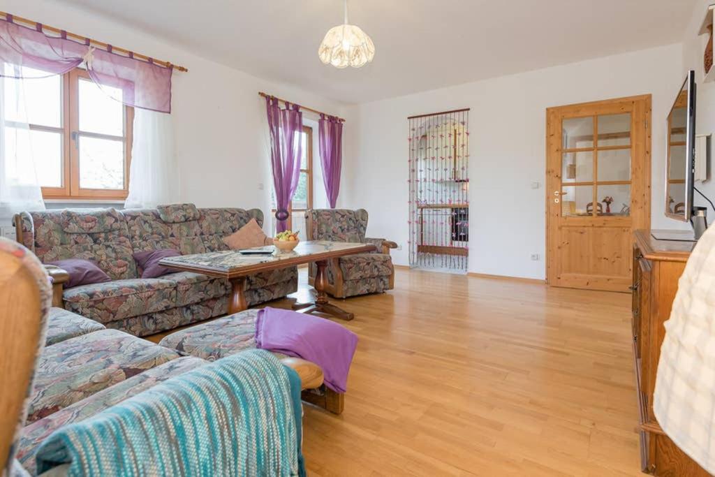 Two-Bedroom Apartment - Photo 8