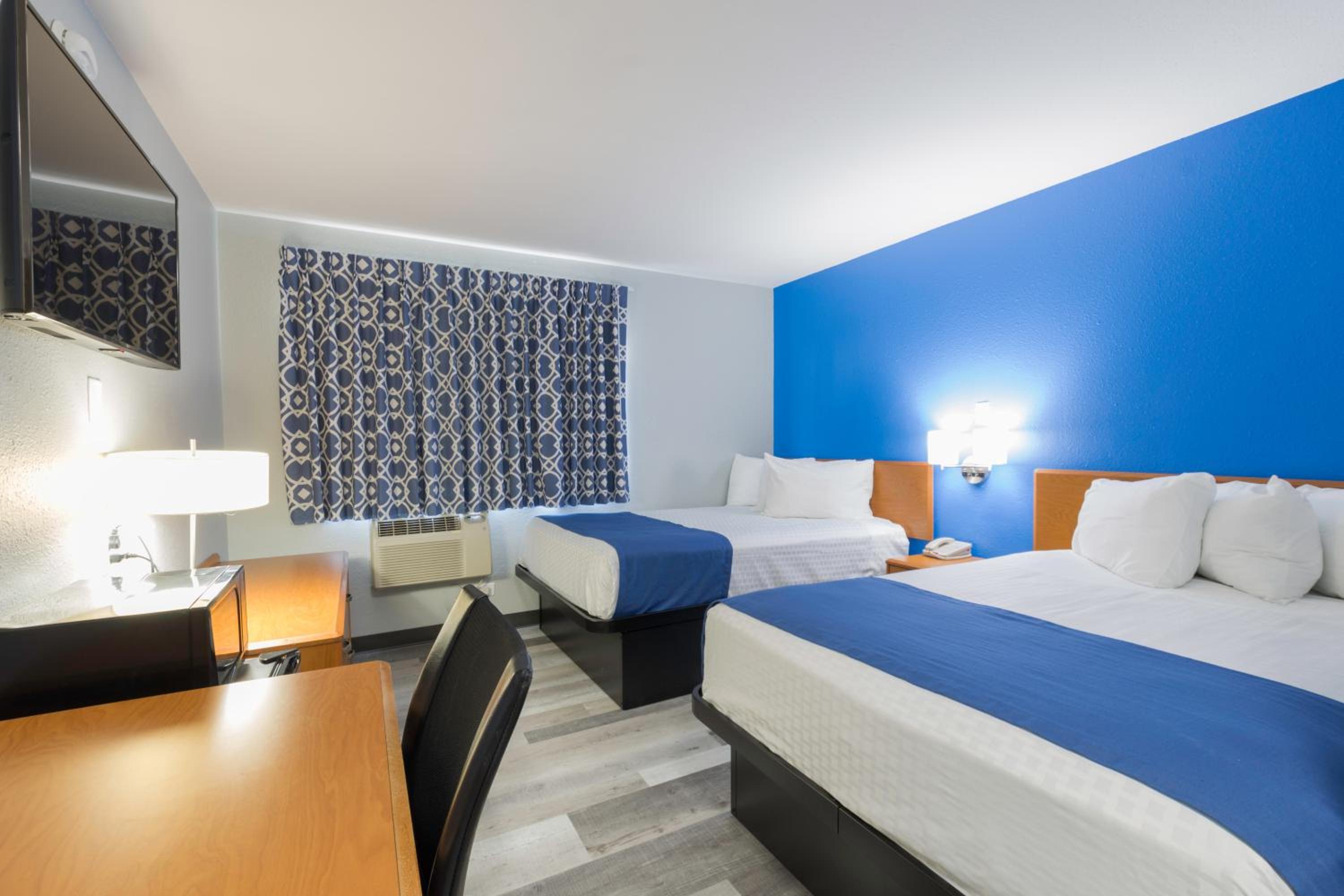 Deluxe Double Room with Two Double Beds