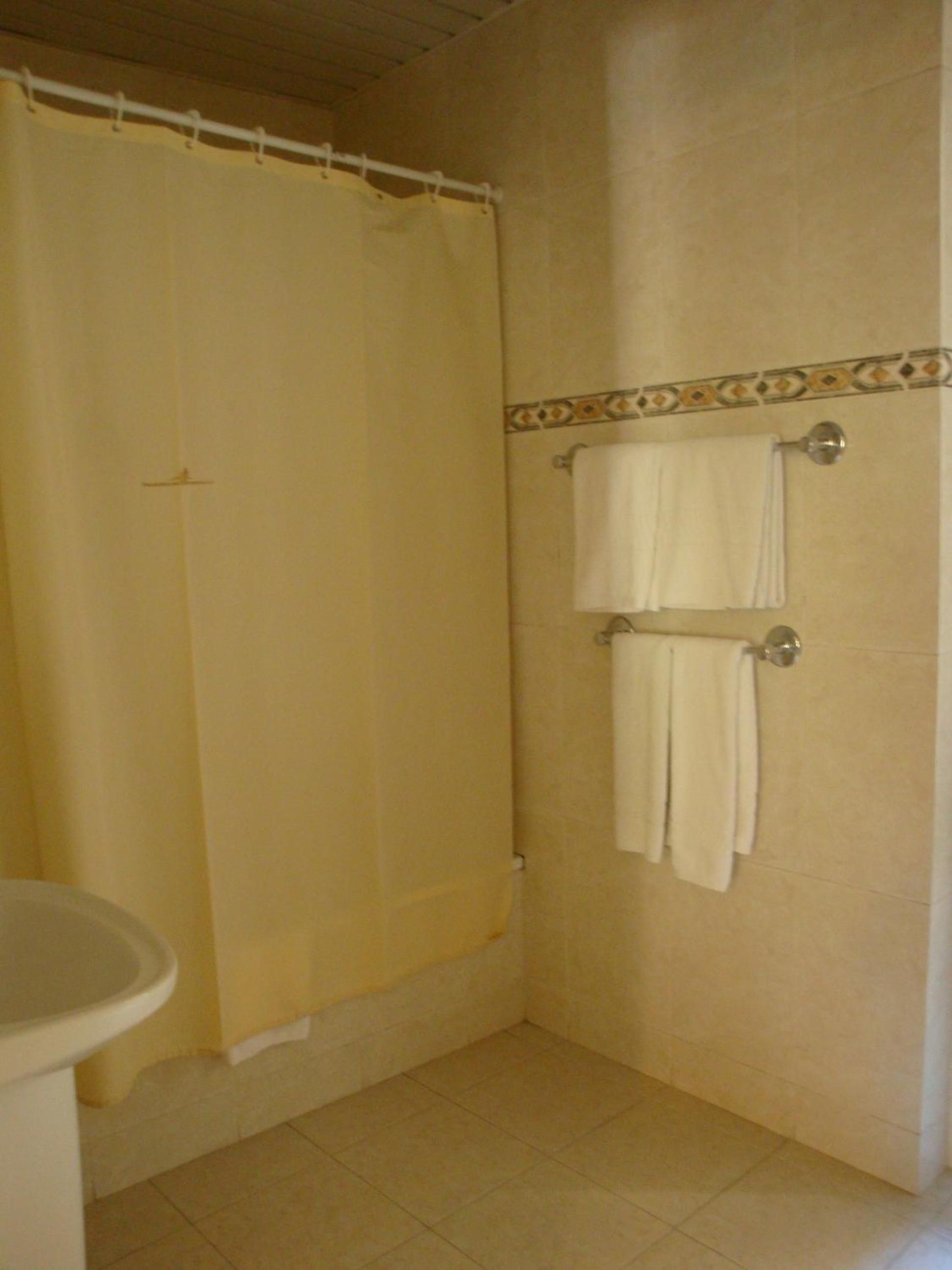 Double or Twin Room photo 3